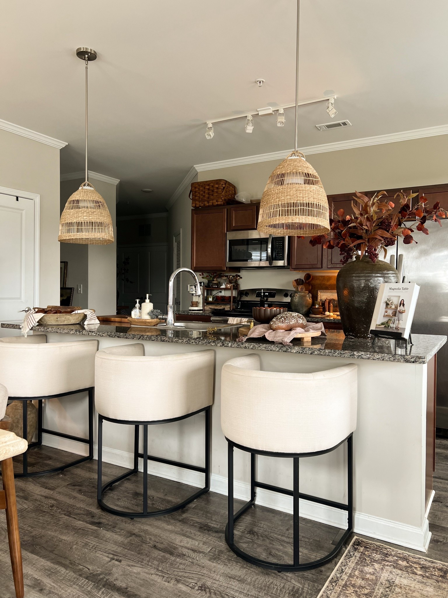 🧸🍂🍁

#LTKSeasonal #LTKStyleTip #LTKHome