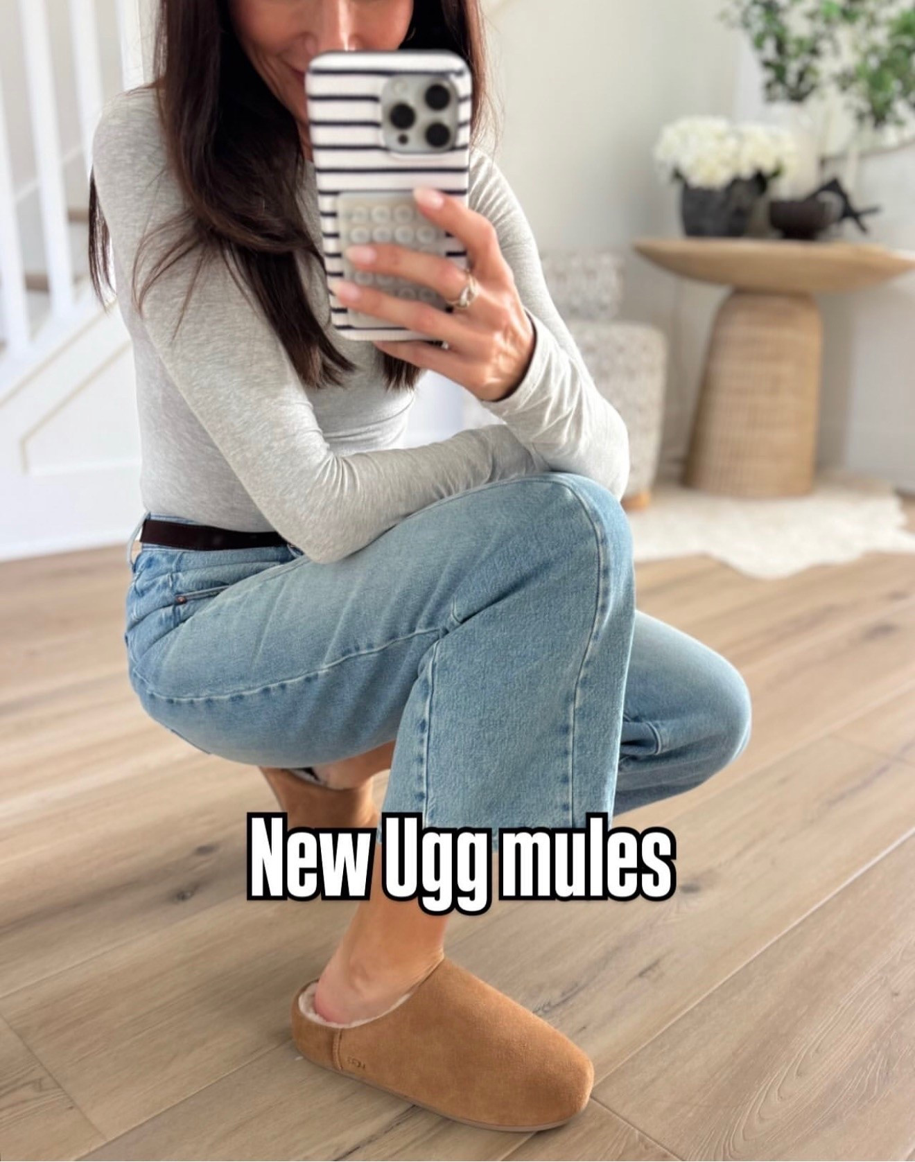 These new mules from Ugg are so perfect for fall! Effortlessly pair them with jeans or leggings