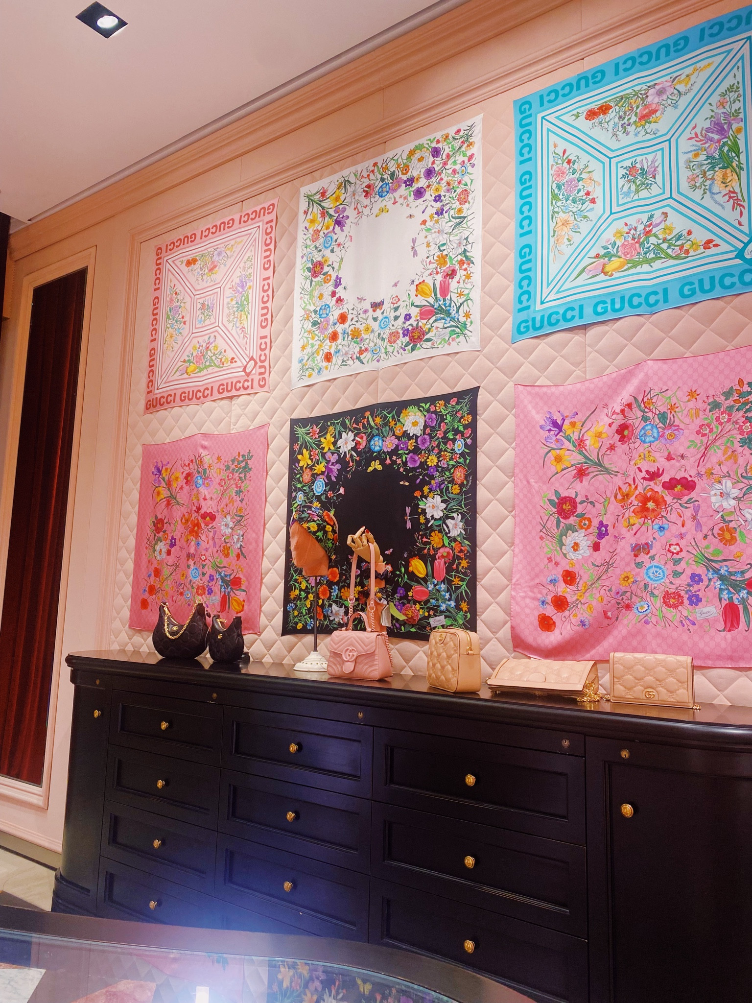 Chunky Scarfs for winter '24 💕

#LTKfindsunder50 #LTKSeasonal