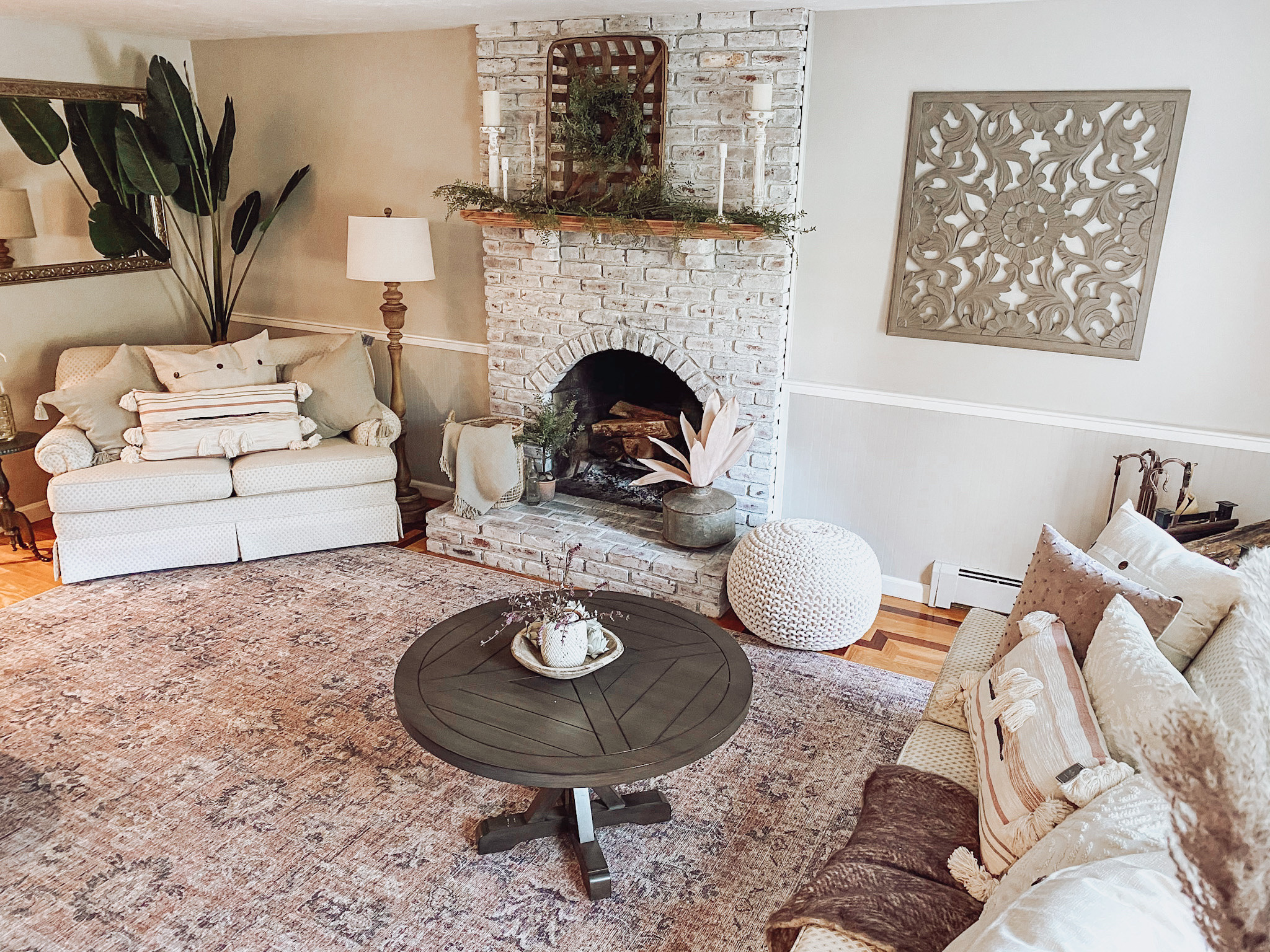 🌿 Where minimalism meets warmth—a contemporary living room with soft tones and simple textures that make it the perfect spot to unwind. #moderninteriors #neutralvibes

#LTKStyleTip #LTKHome