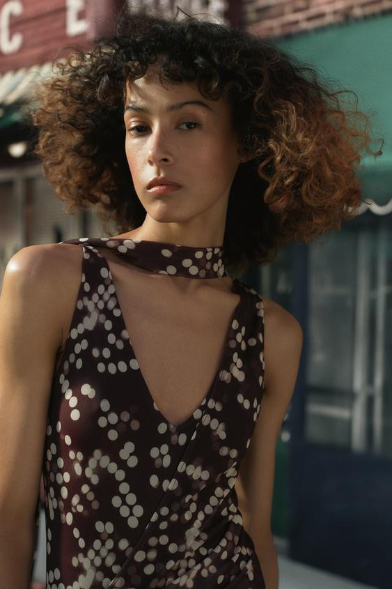 LONG DOTTED TULLE DRESS | Zara UK