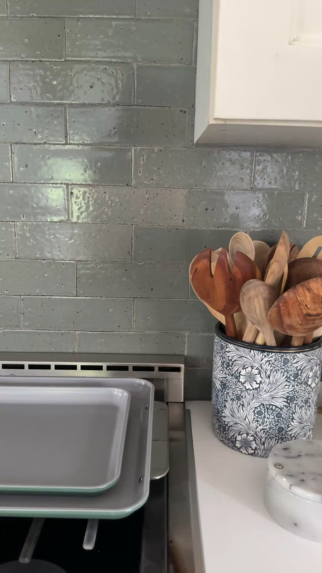 Fall baking season is just around the corner and this is the bakeware that I always use!

#LTKmomlife #LTKSeasonal #LTKdayinmylife