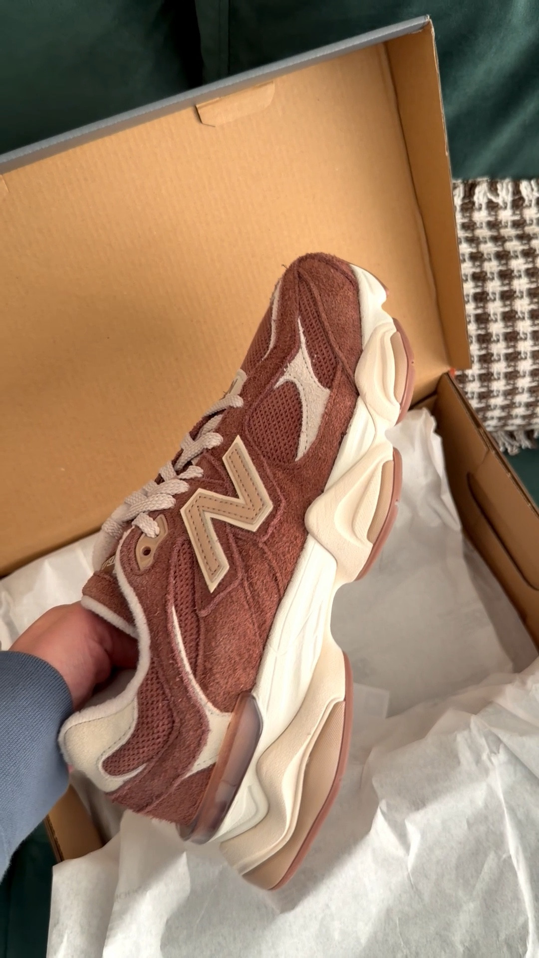 New Balance 9060 sneakers! These have been my favorite shoes of 2025! I love this brown color!

#LTKHoliday #LTKGiftGuide #LTKSeasonal