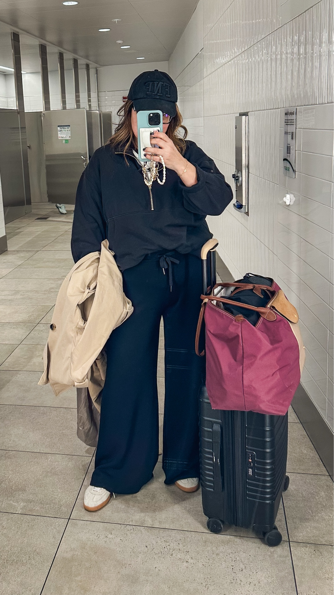 Today’s travel fit:
Everlane quarter zip sweatshirt, XL
Spanx Air Essentials wide leg pants, XL
Adidas Spezials

#LTKSaleAlert #LTKMidsize #LTKStyleTip