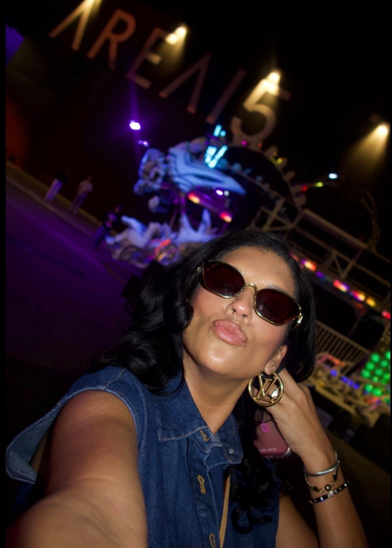 It’s the earrings and sunnies for me ✨

#accessorystyle #statementearrings #sunniesstyle

#LTKdayinmylife #LTKBeauty #LTKstorytime