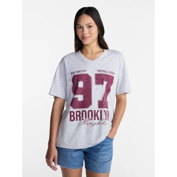 No Boundaries Oversized Graphic V Neck Football Tee, Women's XXS-XXL | Walmart (US)