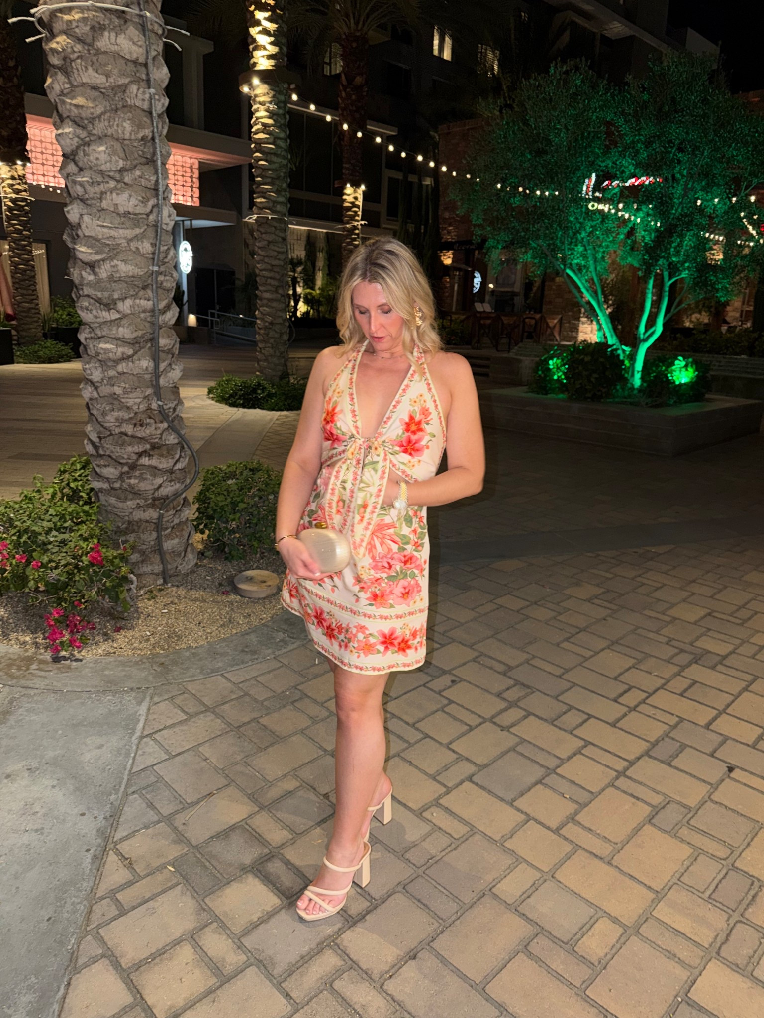 Perfect summer night dress! Wore this in Palm Springs for dinner! 

#LTKootd #LTKFestival #LTKMidsize
