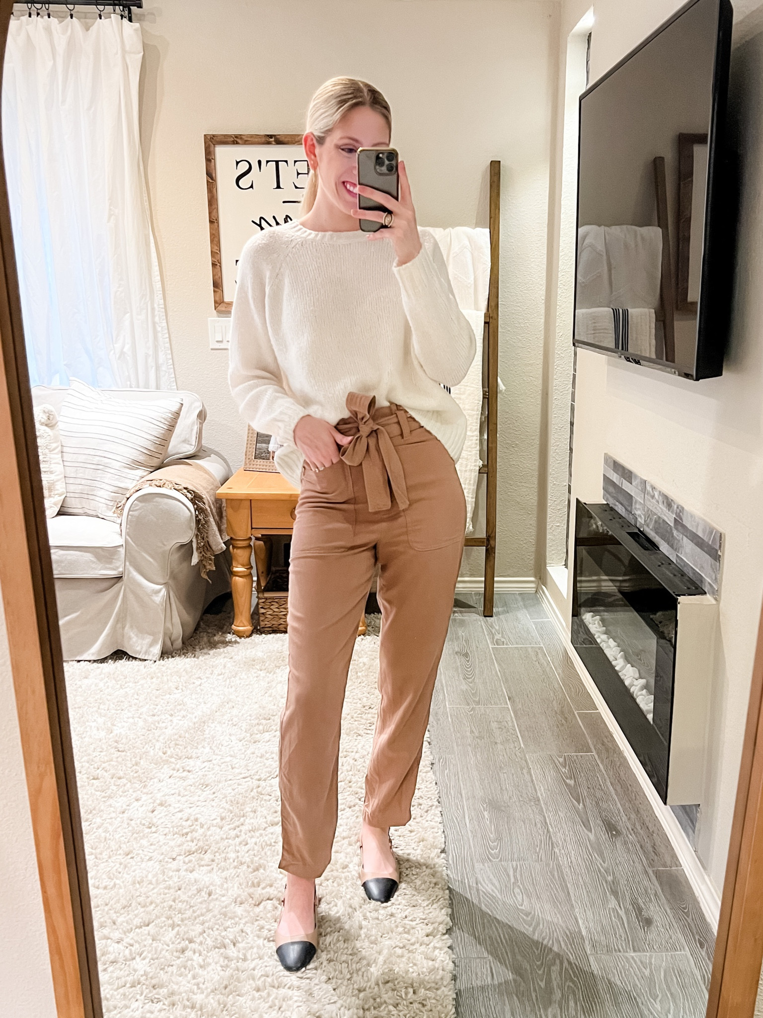 Spring transition workwear inspo 💛 Sweater paired with paper bag pants & flats.

Spring transition. Workwear. Smart causal. Work pant. 

#LTKworkwear #LTKshoecrush #LTKSeasonal