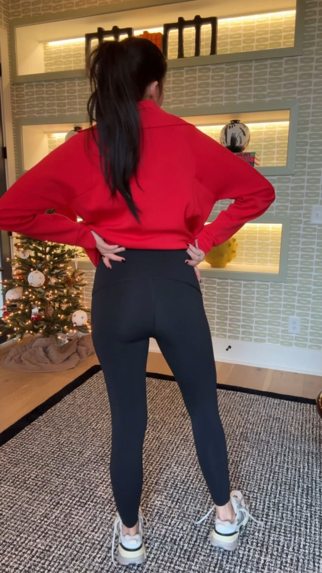 If I could get one thing from the @spanx sale, it would be the Booty Boost leggings! Some colors/styles are an EXTRA 40% off too. These are the full length, Medium #spanxpartner 

#LTKGiftGuide #LTKCyberWeek #LTKfitnessgoals