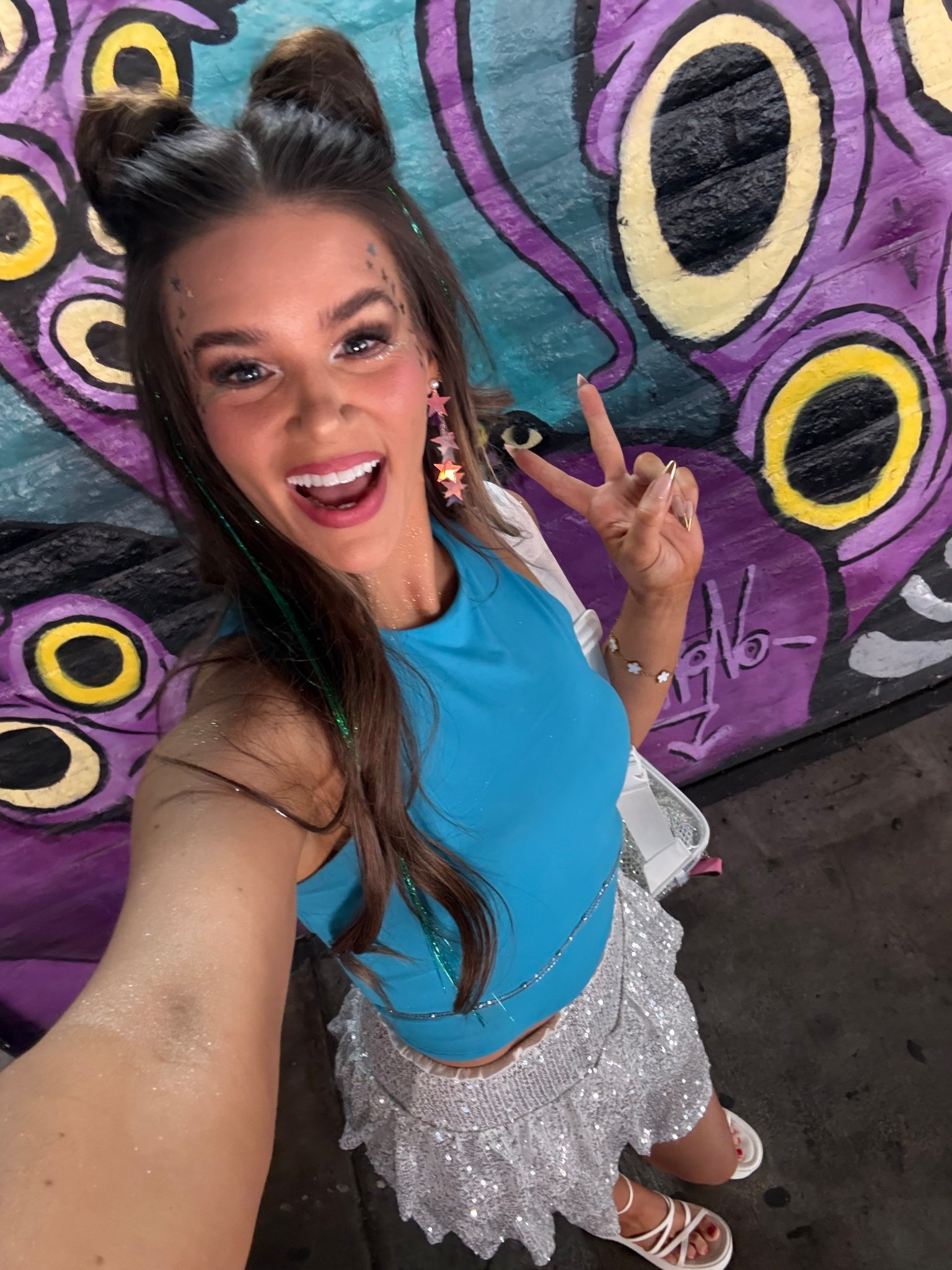 Day Rave Fit ✨🩵🪩🤍


#LTKPetite #LTKootd #LTKgrwm