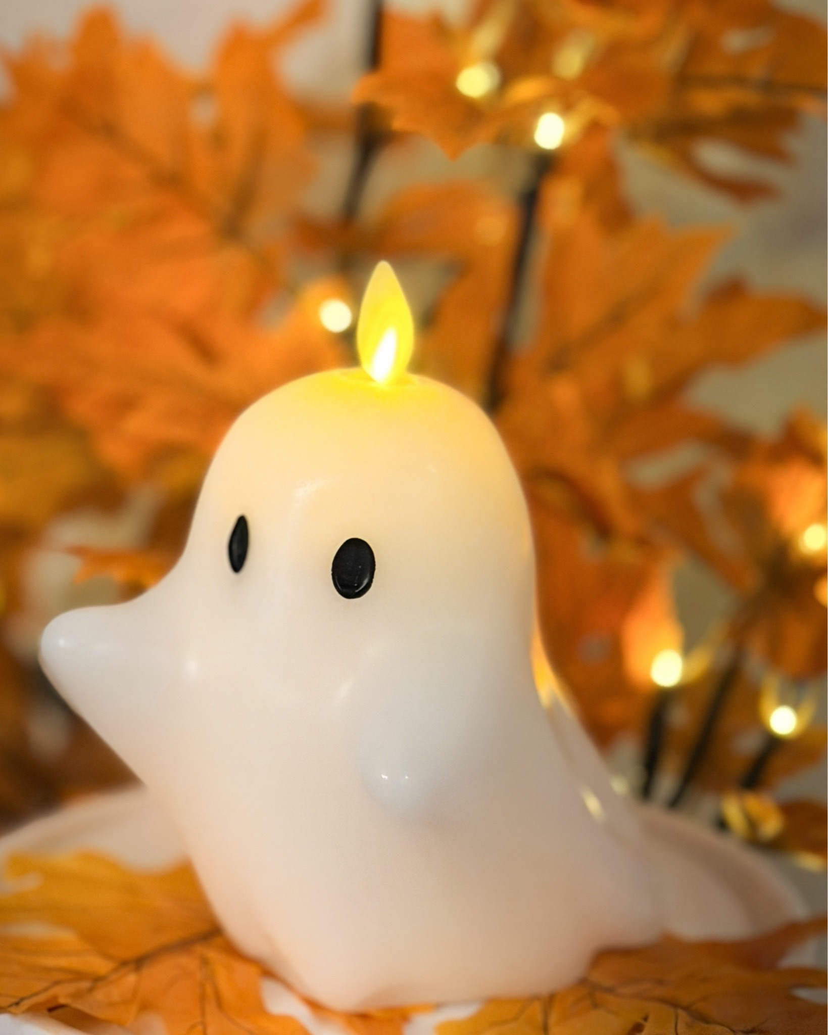 Adorable ghost from luminara with a 6 hour timer and realistic flame 
my code for 10-% is fearlessmermaid10

#flamelesscandle #halloween

#LTKSeasonal #LTKHome
