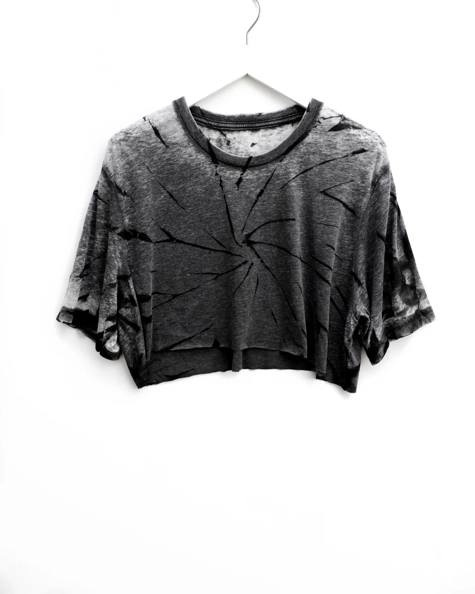 Cropped Crew / Charcoal Black | MYRRHE