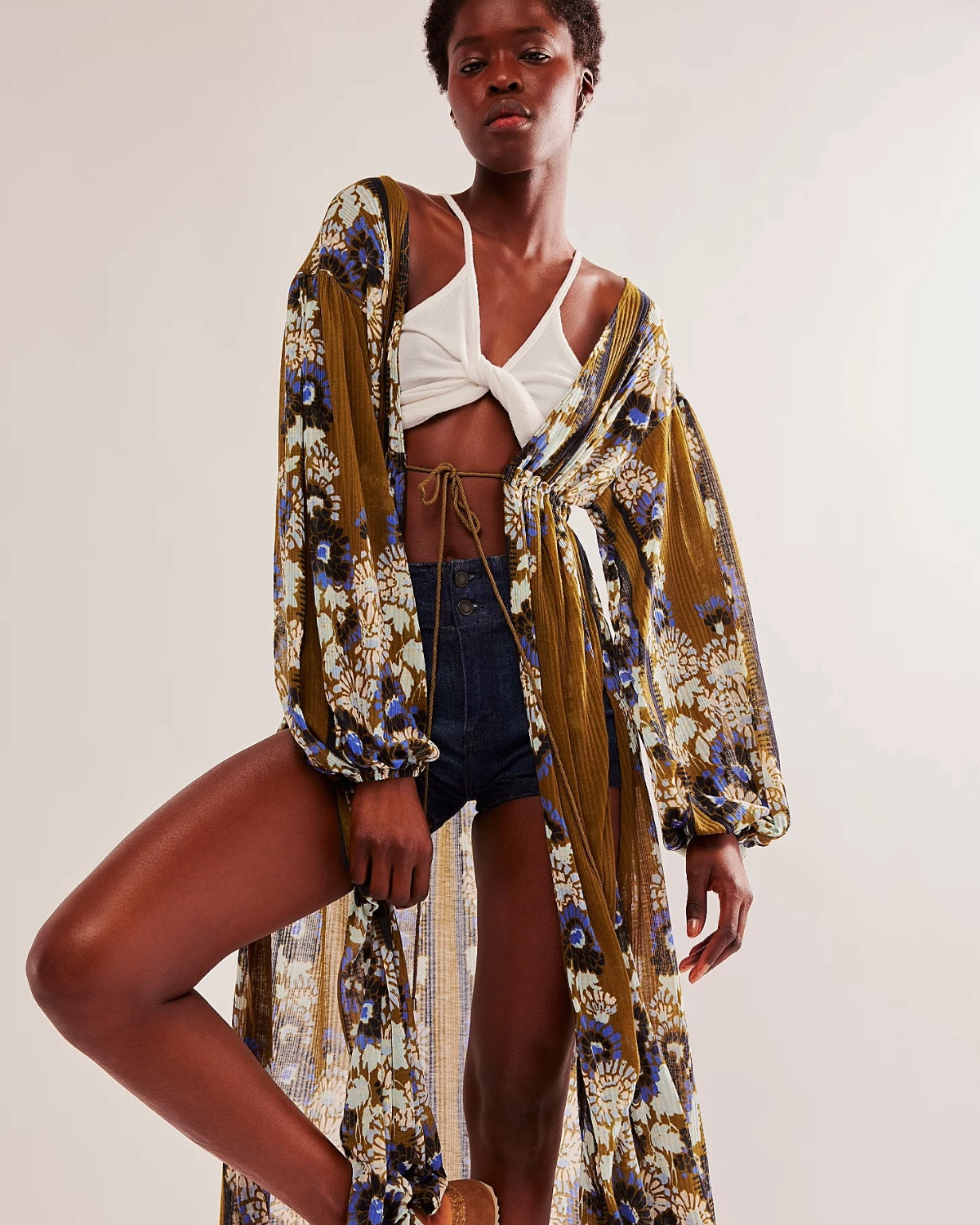 CLEARANCE SALE ALERT!!!
Dream Girl Maxi Top
Gorgeous tie-front top featured in a lightweight floral fabrication with exaggerated long sleeves in a longline silhouette.
Grab Yours Here: https://bit.ly/3I8c65A

#clearance #ClearanceSale #clearancefinds #clearancedeals #fashiontrends #FashionFinds #clearancehunter 

#LTKSpringSale #LTKSeasonal #LTKstyletip