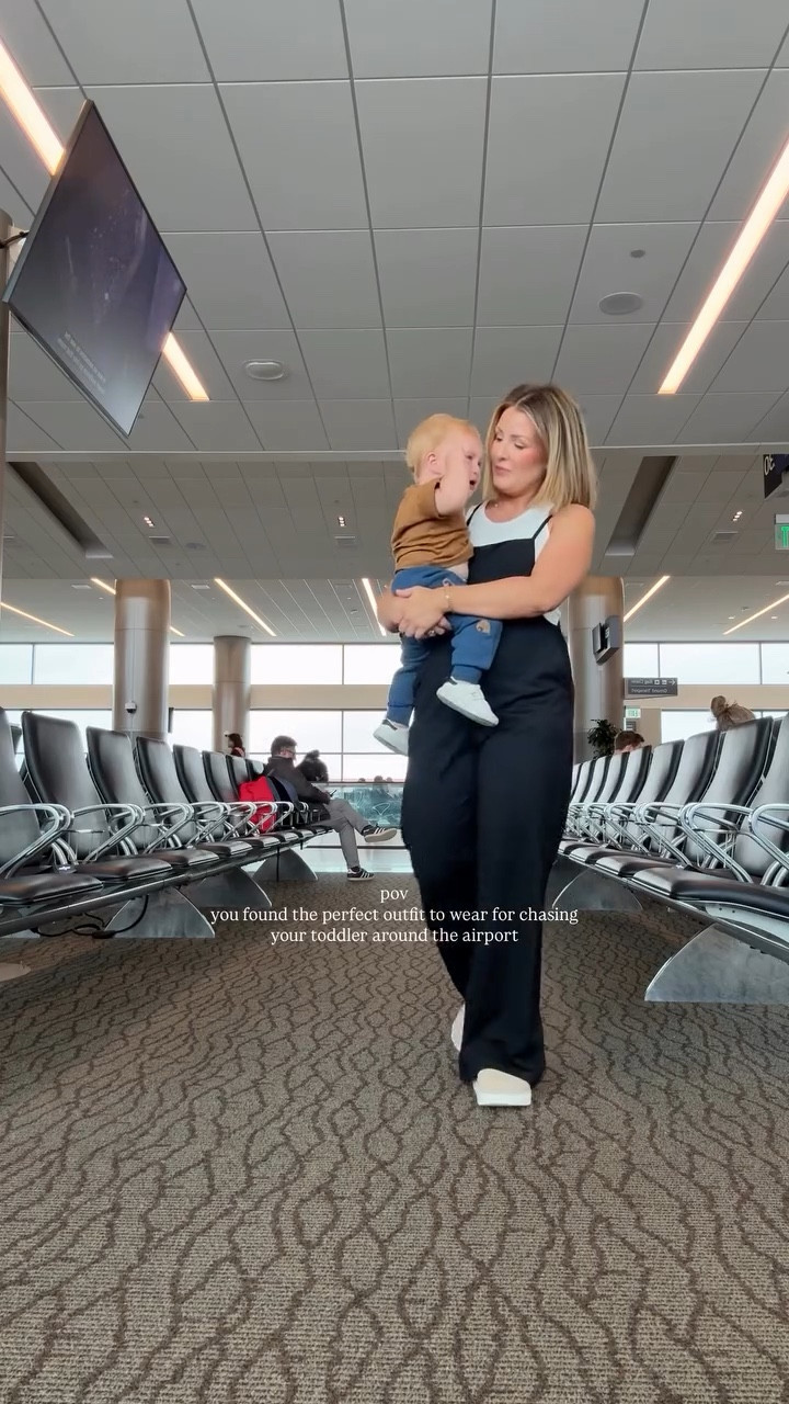 The perfect outfit for traveling with a baby. Soft, comfy, stretchy, and nursing friendly!!!


#LTKmomlife #LTKootd #LTKTravel