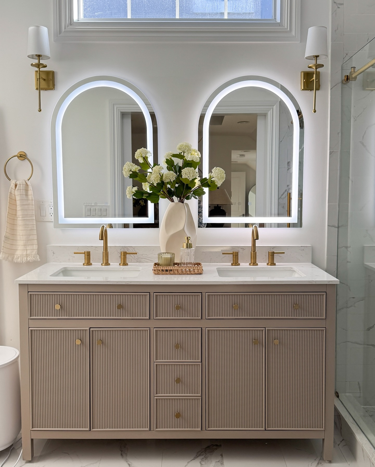 Sharing a sneak peek at our latest bathroom updates! We’ve been working behind the scenes, adding some modern touches to the space, and it’s all coming together beautifully. 🤎

Can’t wait to share with you guys the full reveal with you soon! 🤗



#BathroomUpdate #ModernOrganicHome #hometransformation #bathroomupdate #bathroomdesign #bathroomstyle

#LTKHome #LTKStyleTip