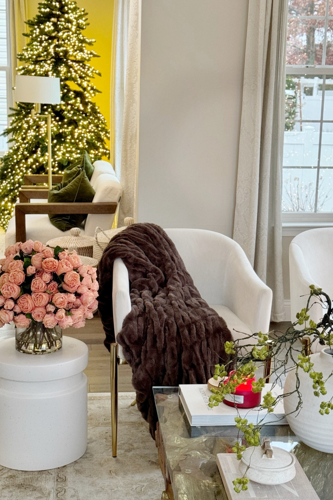 It’s that time of the year again!! Shop incredible holiday deals at @walmart and save big now!! Shopping Black Friday deals has never been easier straight from the comfort of your own home!! Who’s ready?? #walmartpartner #walmartfinds #IYWYK

Holiday Gift Ideas
Black Friday deals 
Holiday deals 
Holiday event 
Walmart favorites
Holiday sale 
Christmas tree
Holiday candles 
Holiday wreath 
Vacuum 
Holiday gifts 


#LTKHoliday #LTKGiftGuide #LTKCyberWeek