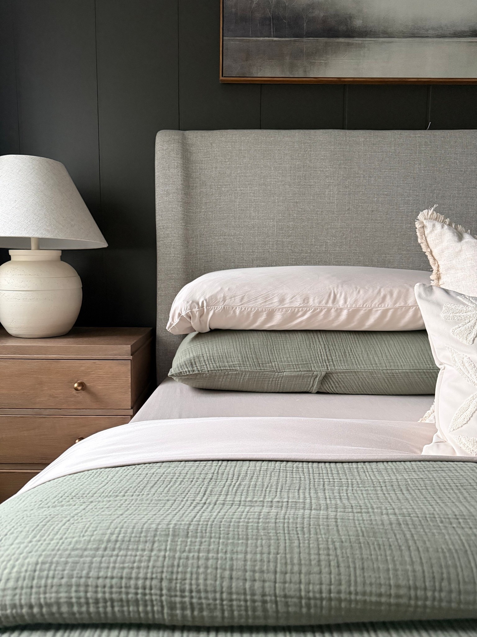 All natural and breathable bedding is a must for me! 
So happy with these bamboo sheets and 100% cotton gauze duvet cover from @Quince 
So soft, comfy and cooling! 
 #quincepartner 
#liketkit