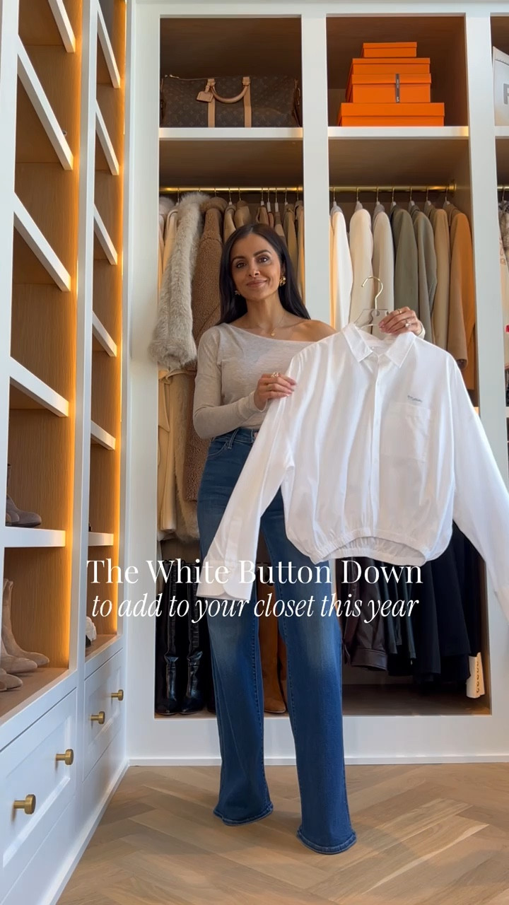 The white button down to add to your capsule wardrobe this year! This bubble hem button up from Nordstrom has the perfect relaxed yet polished fit that makes it easy to dress up or down. I layered it under a chic, cropped jacket and paired it with my favorite jeans for an elevated Spring look. Such a versatile staple for work, meetings, or a casual lunch!

Scrunchie Frenchi Bubble Hem Button Up – Wearing a size XS, runs TTS
Mother Jeans – Wearing a size 24, runs TTS

MiaMiaMine white button down shirt Nordstrom bubble hem blouse Zara cropped jacket Mother Hustler Roller Sneak jeans elevated everyday outfit classic white blouse chic neutral style Amazon handbag women Gucci pendant necklace capsule wardrobe staple modern feminine look

#LTKWorkwear #LTKPetite #LTKOver40