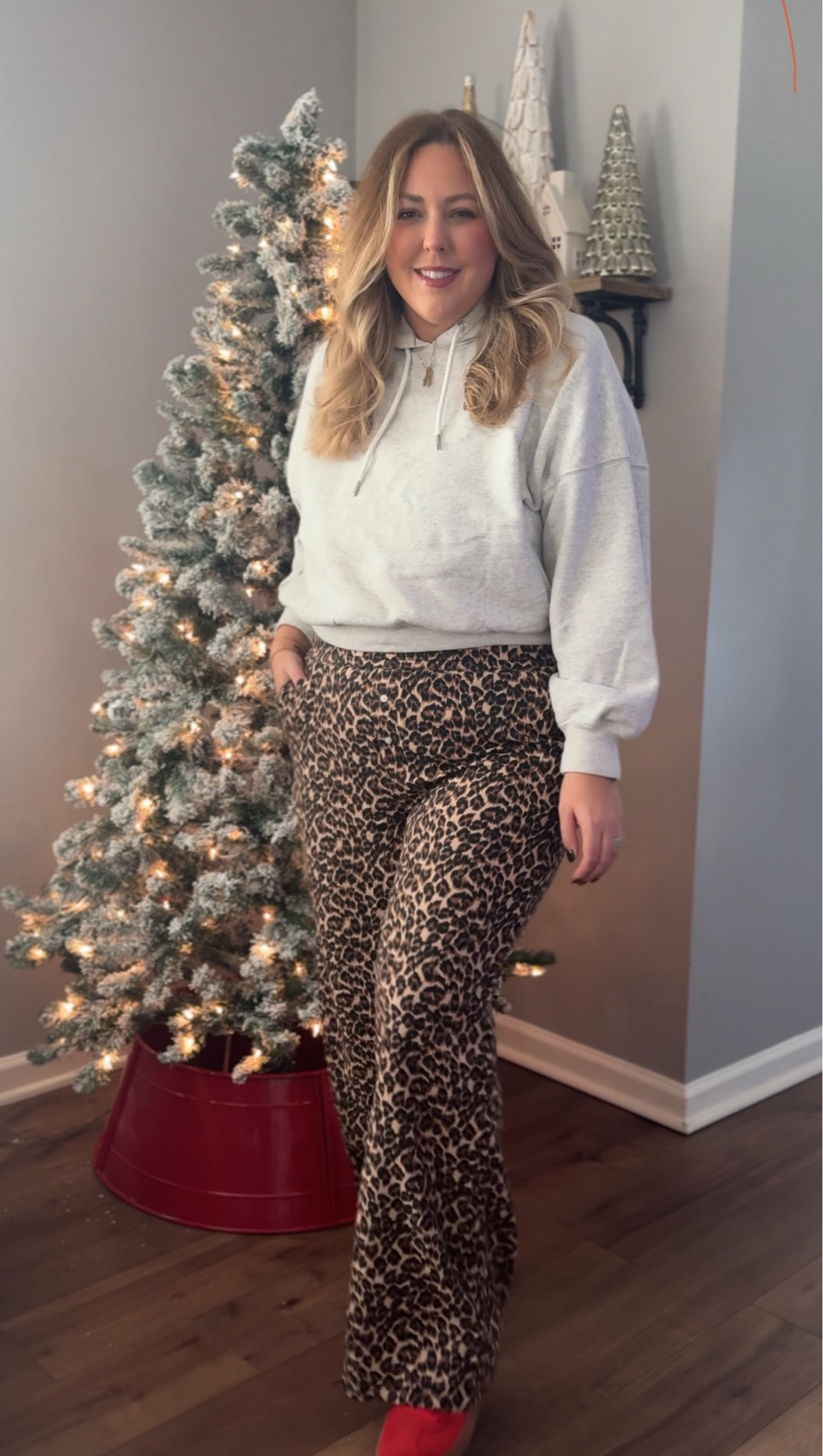 Easy midsize outfit 😎🐆

#LTKFindsUnder50 #LTKSaleAlert #LTKMidsize