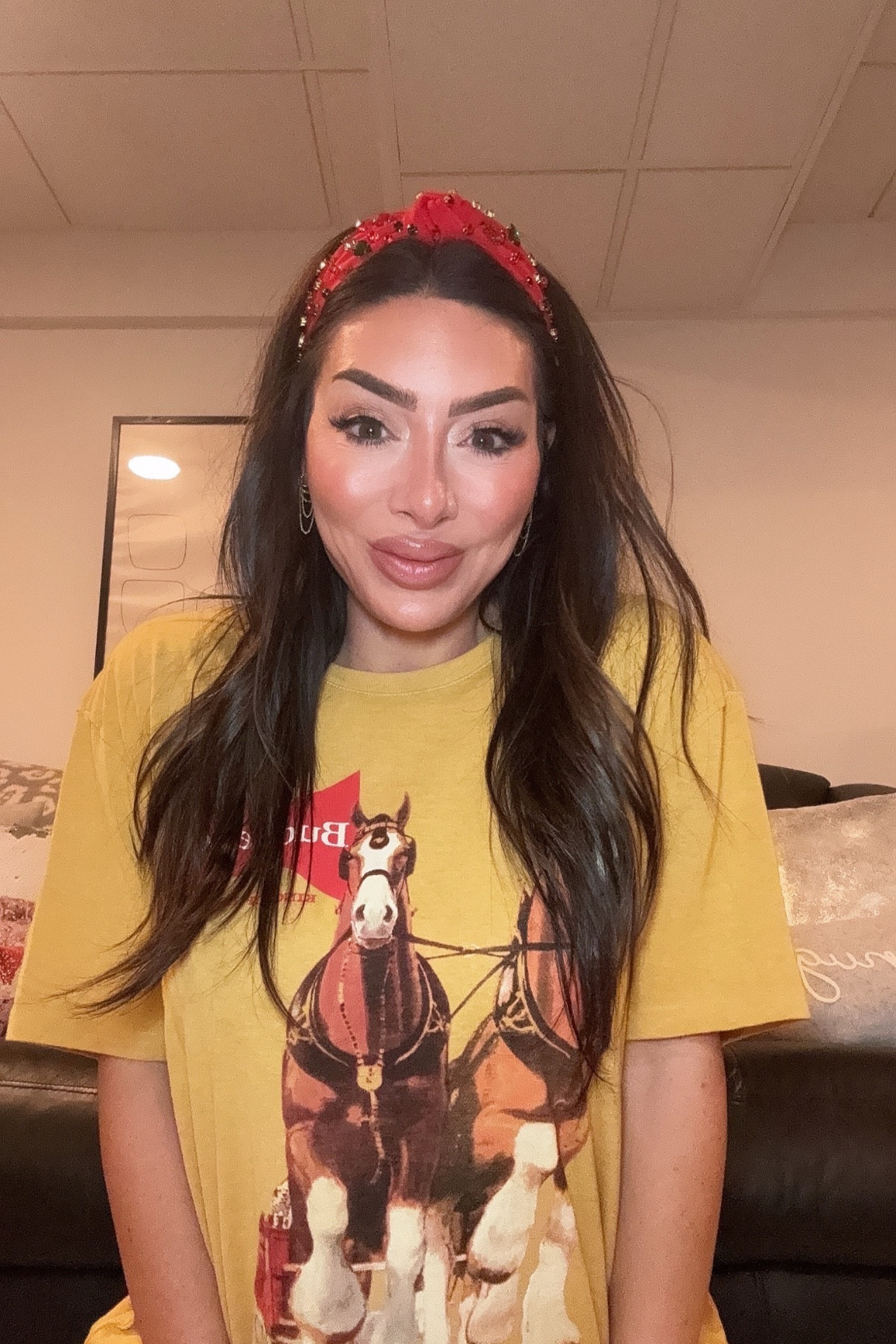 The Budweiser horses always get me!! And the material of this tee is so superior!!! Soft and stretchy- can’t explain 🙌🏻

Oversized tee // Budweiser t shirt // Clydesdale horses // horse tee 

#LTKHoliday #LTKSaleAlert #LTKFindsUnder50