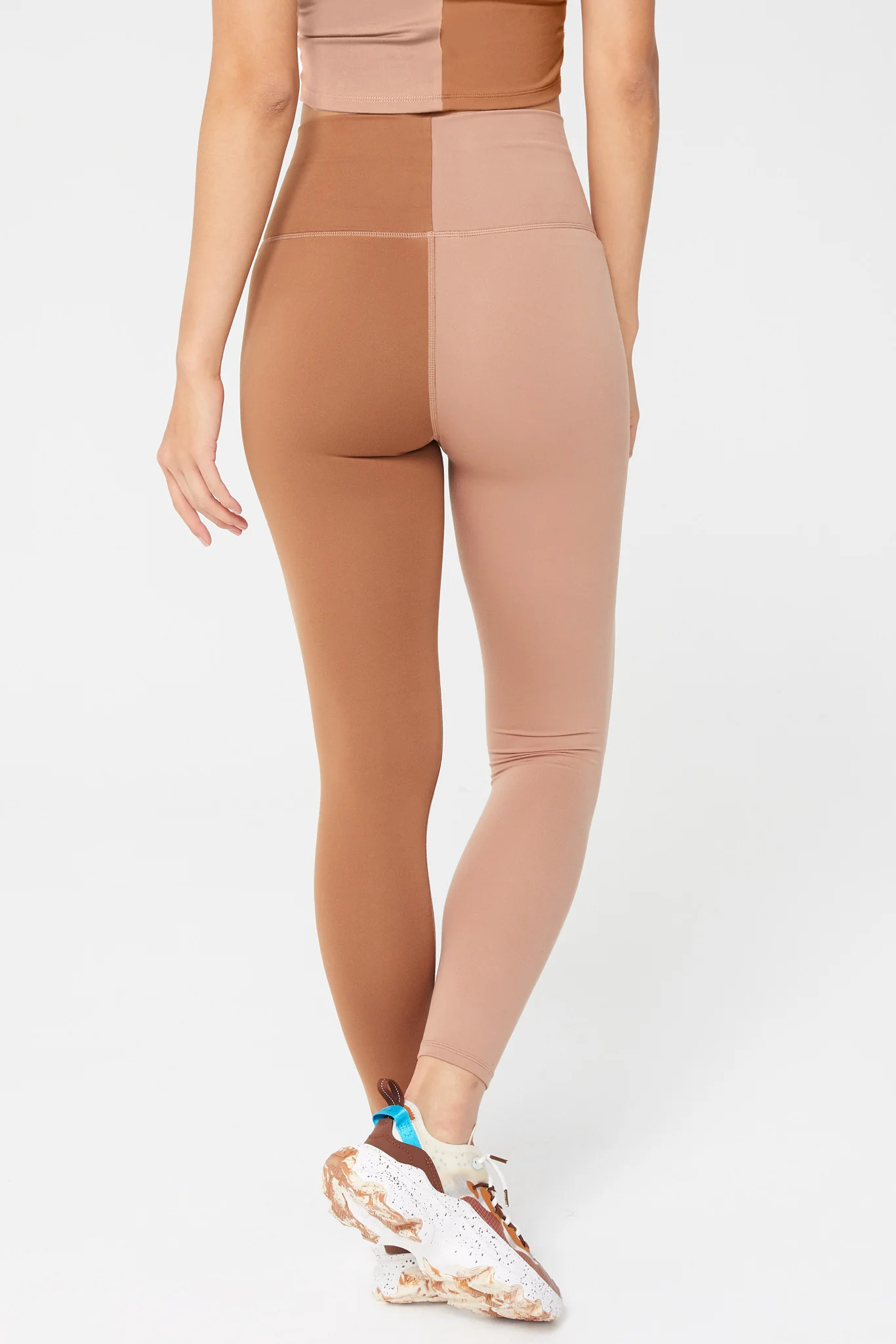 Two Tone TLC Leggings in Aztec and Camel | Terez