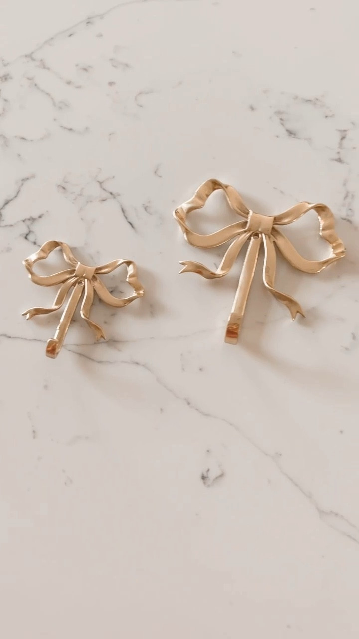 I added the bigger bow hook to my daughter’s bathroom and it’s the cutest!

#LTKhome #LTKstyletip #LTKfamily