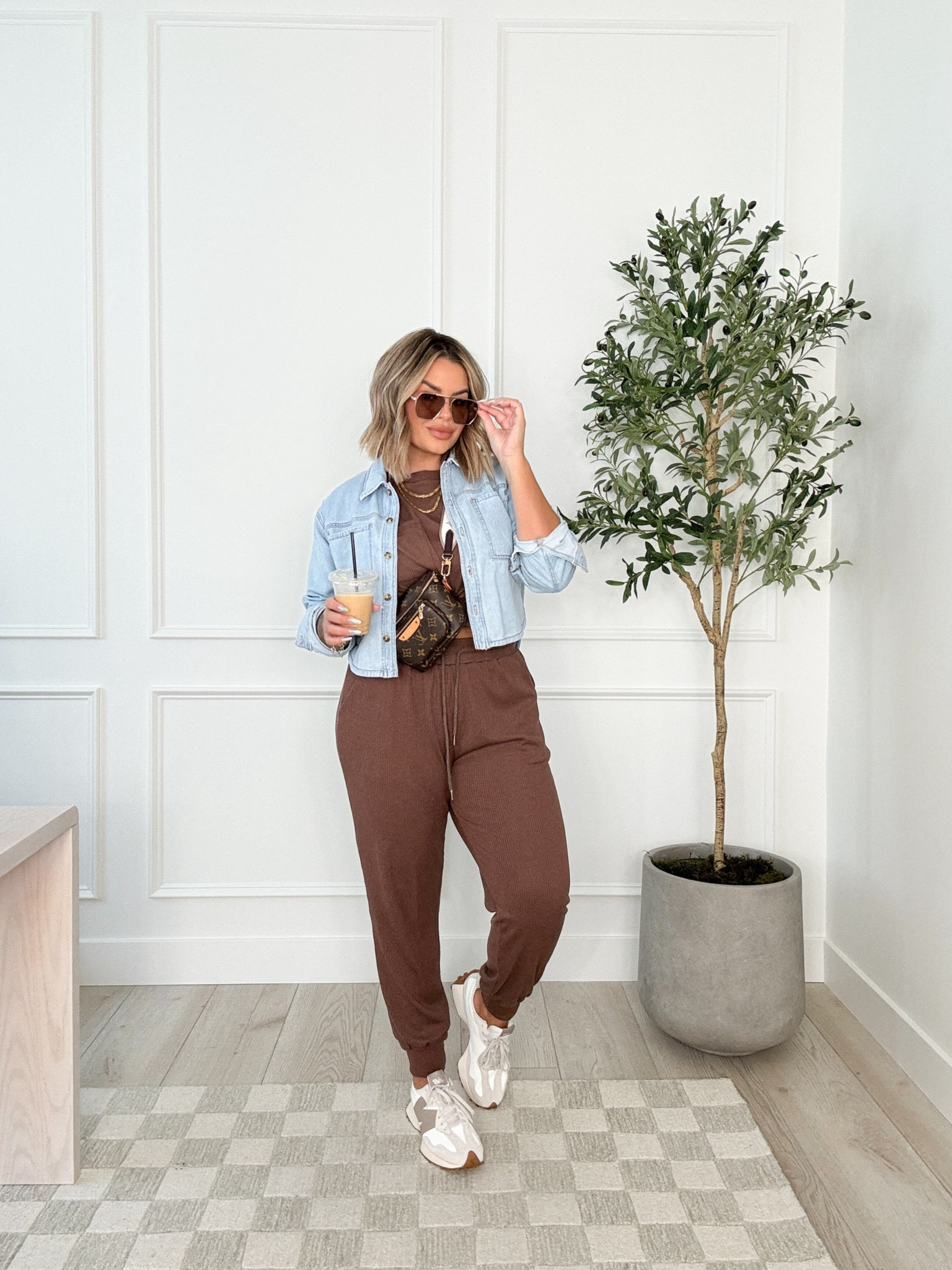 Set  size L ( linked similar denim shirt mine is sold out) 
Linked similar bag & sneakers 
Sports bra xxl size up if you have larger chest or wide Ribcage 
Liner shade natural 
Lipstick Kim KW 
Use code shayna10 on necklace to save $ 
#midsize #amazon #walmart #walmartfashion #amazonfashion 