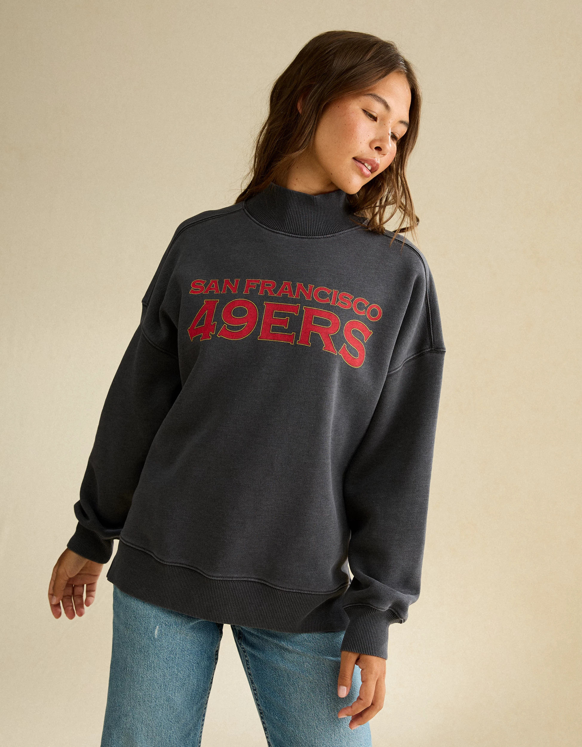 NFL San Francisco 49ers Everyday Luxe Mock Neck Sweatshirt | American Eagle Outfitters (US & CA)