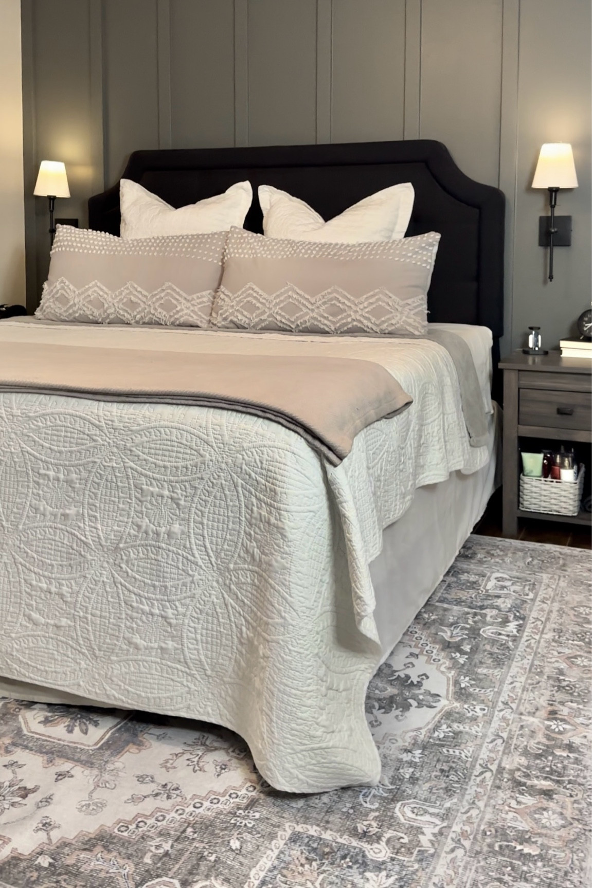 Bedroom refresh! Linking all things old and new on this post 😊

#LTKhome #LTKsalealert #LTKfindsunder50