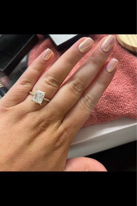 Summer is coming…which means it’s almost vacation season and I would not be able to travel without my $17 amazon engagement ring. This is so nice to not have to worry about bringing my real ring with me places and losing or misplacing it #engagementring #amazonfinds #affordablefashion #affordableengagement

#LTKStyleTip #LTKFindsUnder100 #LTKFindsUnder50