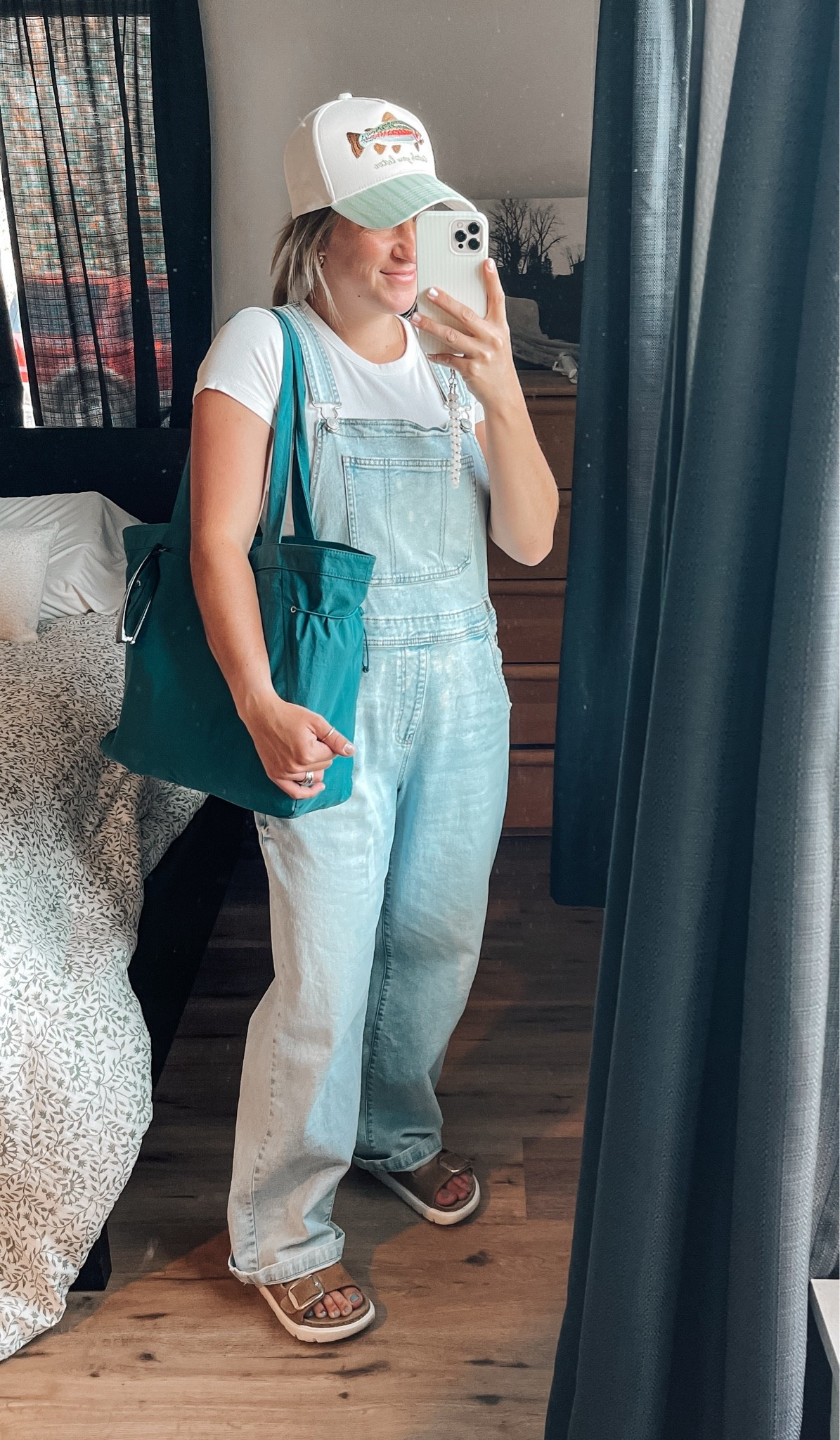Summer to fall outfit
Summer to fall transition outfit 
Coverall outfit 
Outfit for summer to fall transition
Casual outfit 
Easy outfit 
Tote bag 
Baseball cap

#LTKootd #LTKmomlife