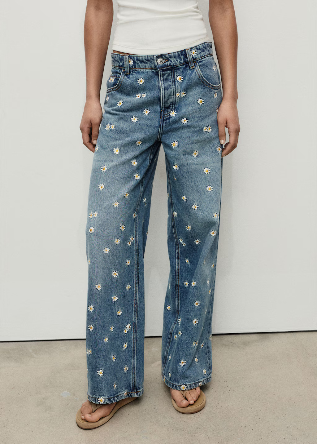 Flower-embroidered wideleg jeans - Women | MANGO USA | Mango (US/MX/AU)