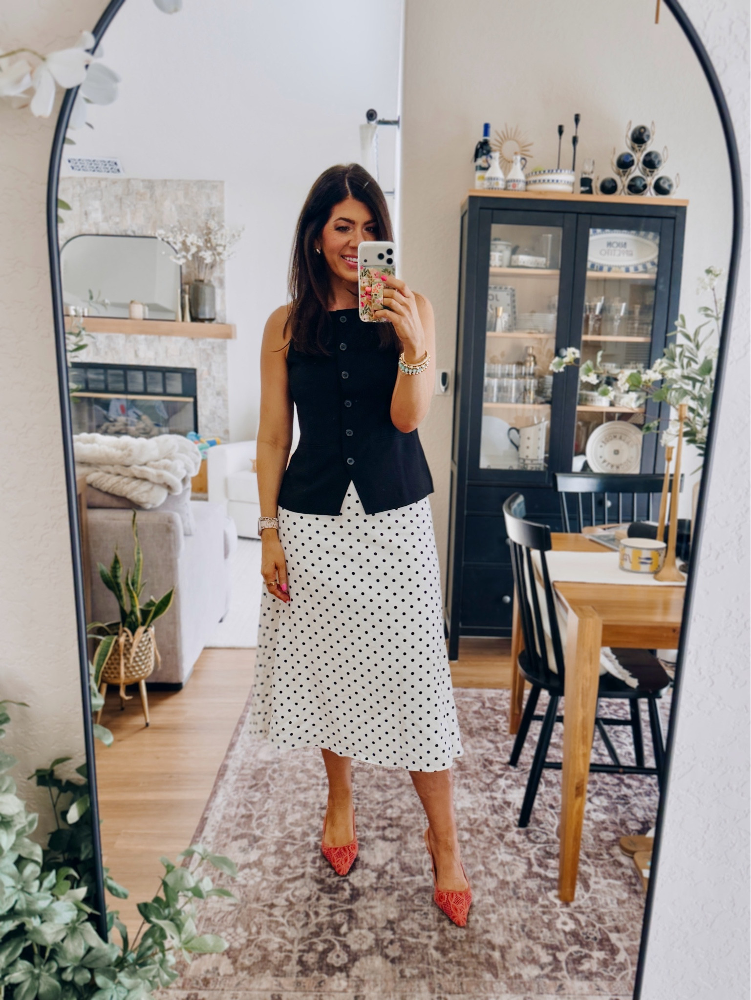 Recent work outfits
In a 6 vest (runs big)
Medium skirt

#LTKSaleAlert #LTKMidsize
