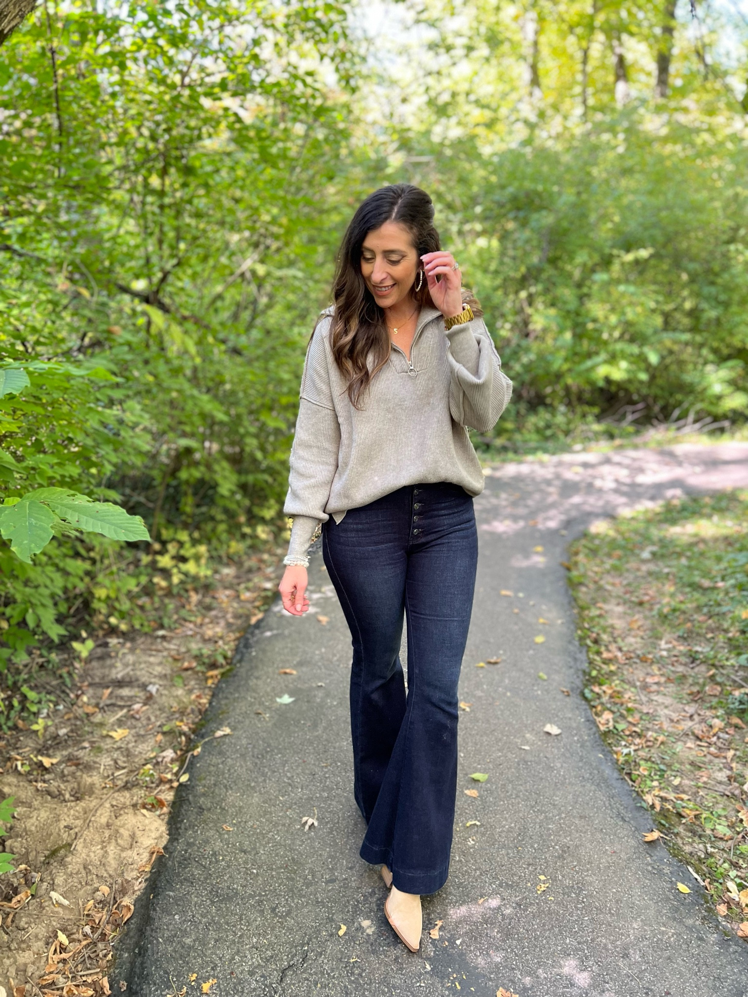 The viral @amazon sweater!  On huge sale…$26 reg $40.  Comes in 30 colors…so yes, at this price, snagging multiple colors is wise! Oversized fit, wearing a small.


#LTKunder50 #LTKstyletip #LTKsalealert