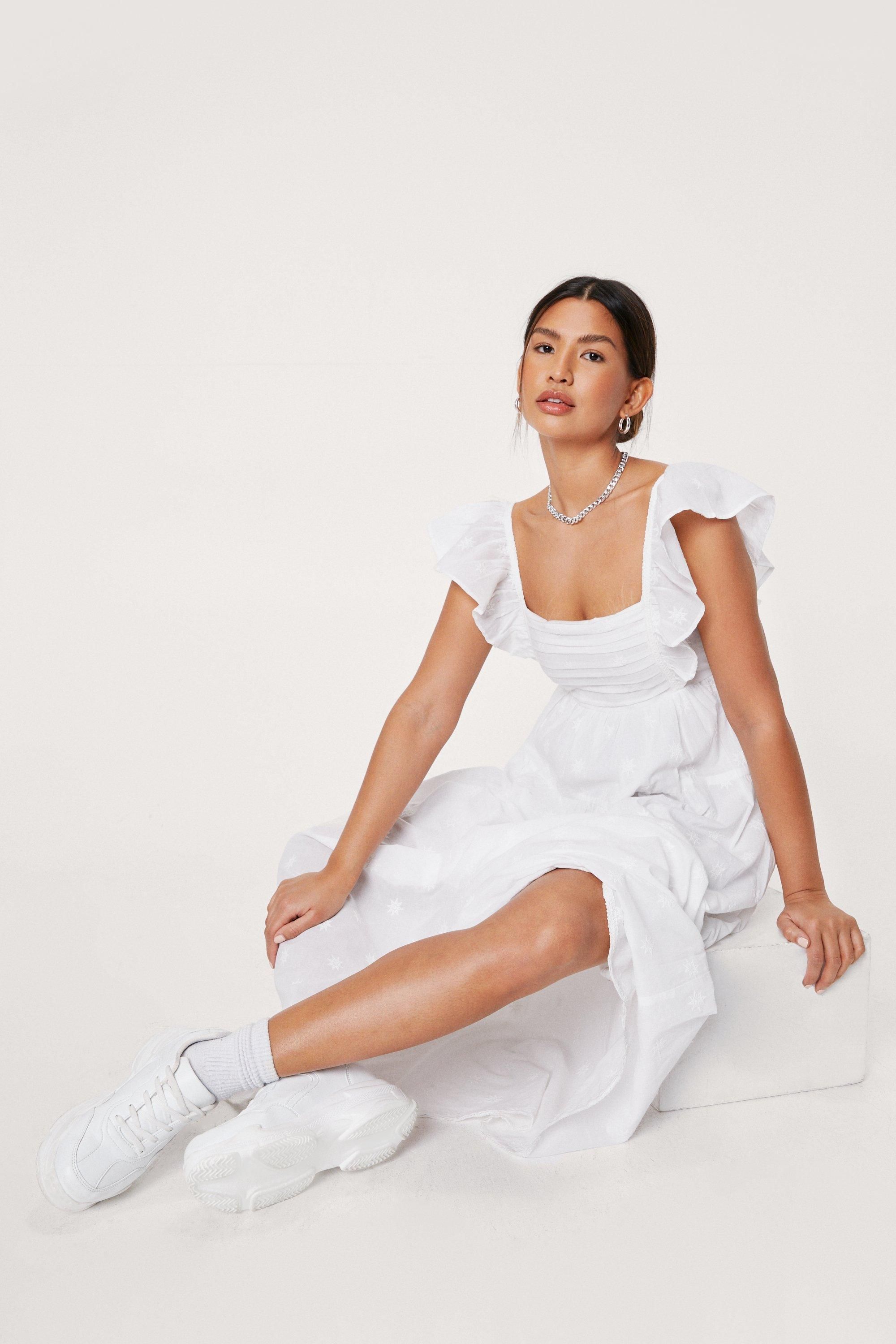 Embroidered Pleated Maxi Smock Dress | Nasty Gal (US)
