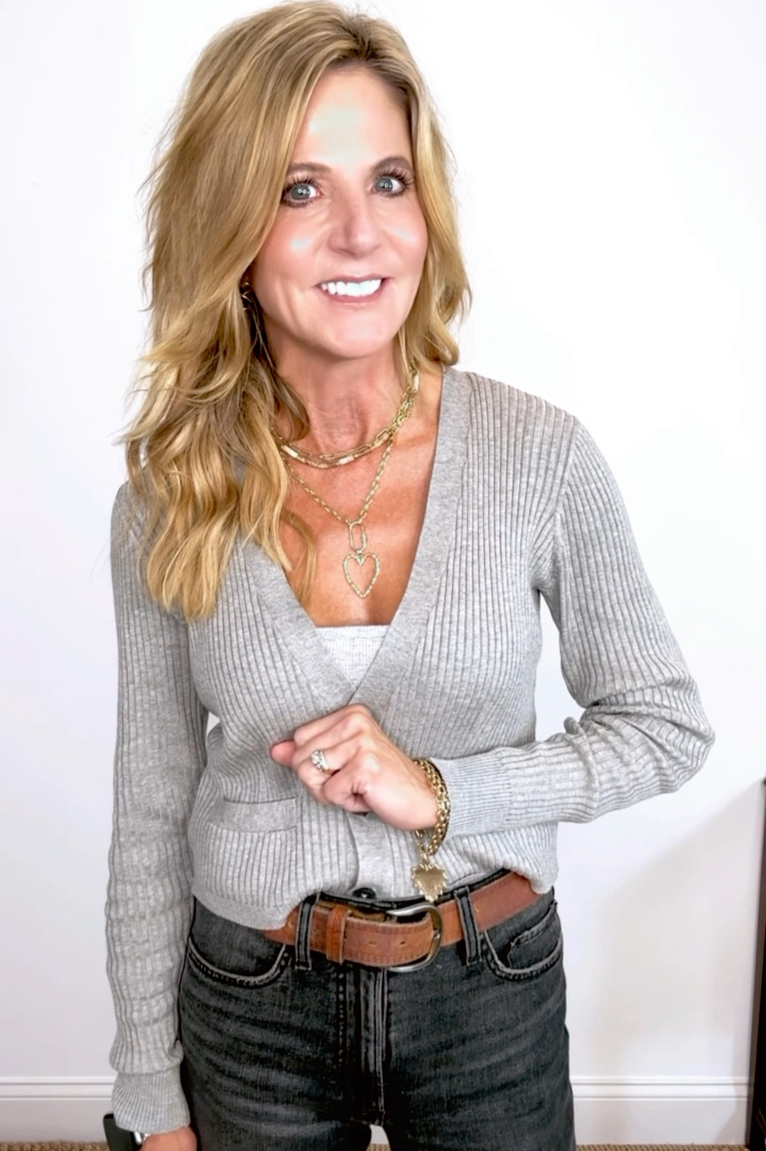 An easy formula for getting dressed is the 3 color rule. Keep your outfit to no more than 3 major colors to keep your outfit from getting too busy. This way you will always look put together!

My sweater and tank are Jcrew, and my jeans are from Joe’s. My leopard bag (which is ahhh-mazing) is by Parker Thatch. I’m linking my jewelry as well! (Unfortunately I can’t link my Sneex here)  

#LTKStyleTip #LTKOver40 #LTKVideo