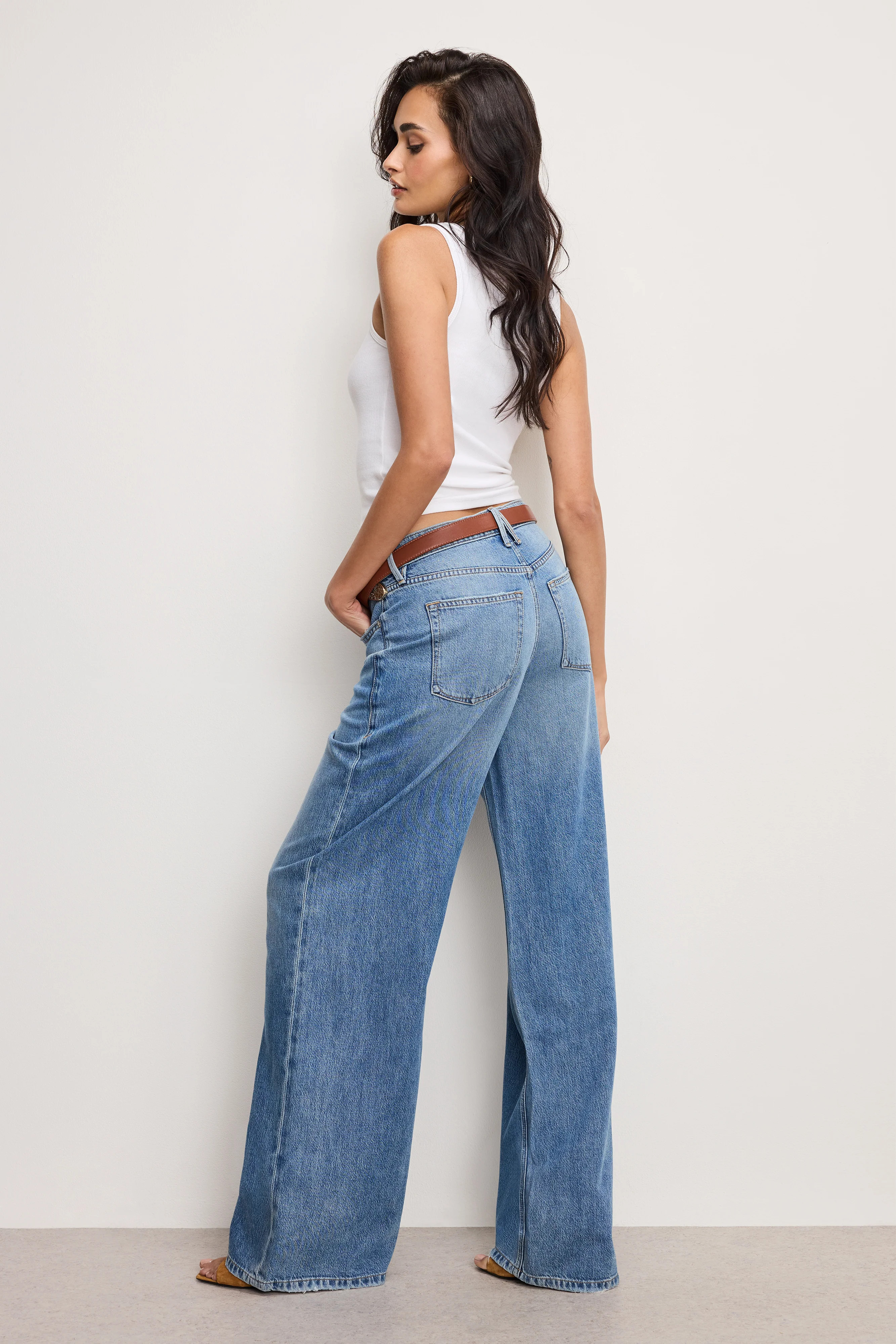 WEIGHTLESS GOOD EASE JEANS | INDIGO961 - GOOD AMERICAN | Good American