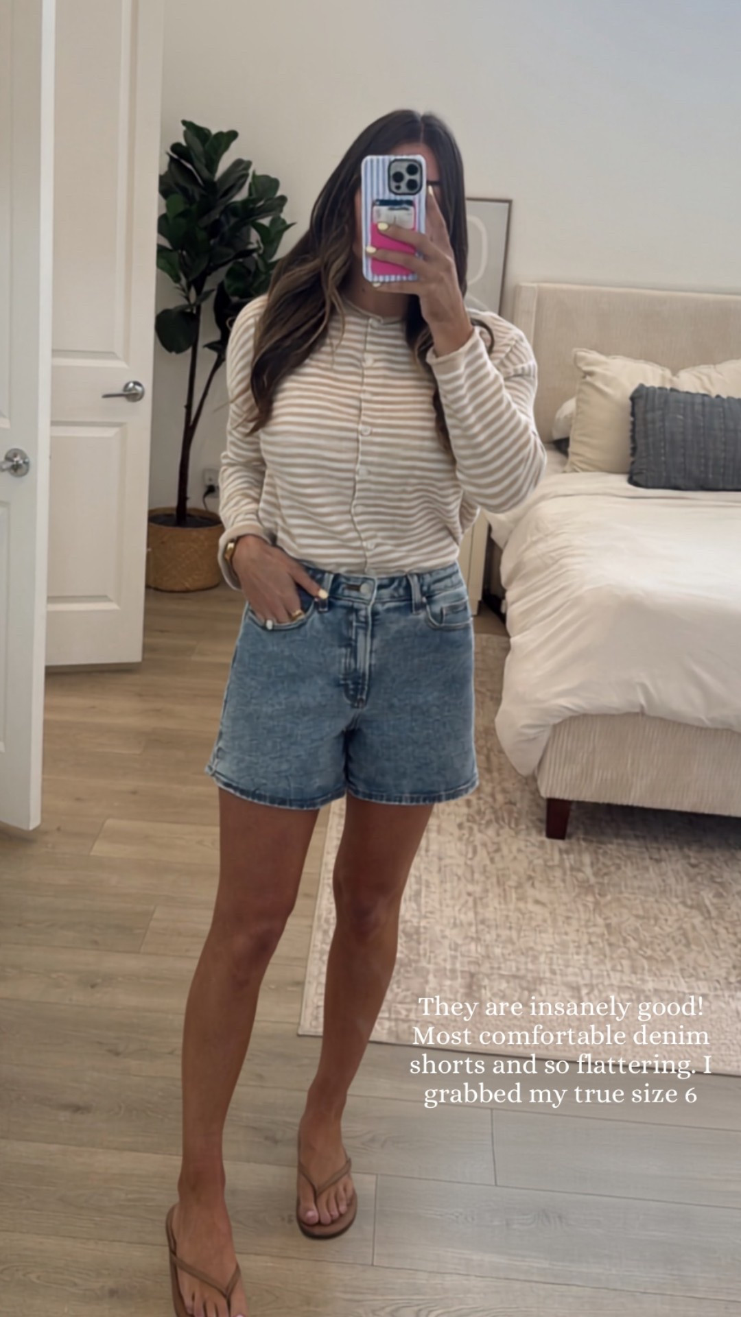 These denim shorts are insanely good! The best fit ever! @Target definitely won for my favorite shorts of the season 🔥

#shorts #target #cardigan #fall #falltransition

#LTKootd #LTKmomlife #LTKSaleAlert