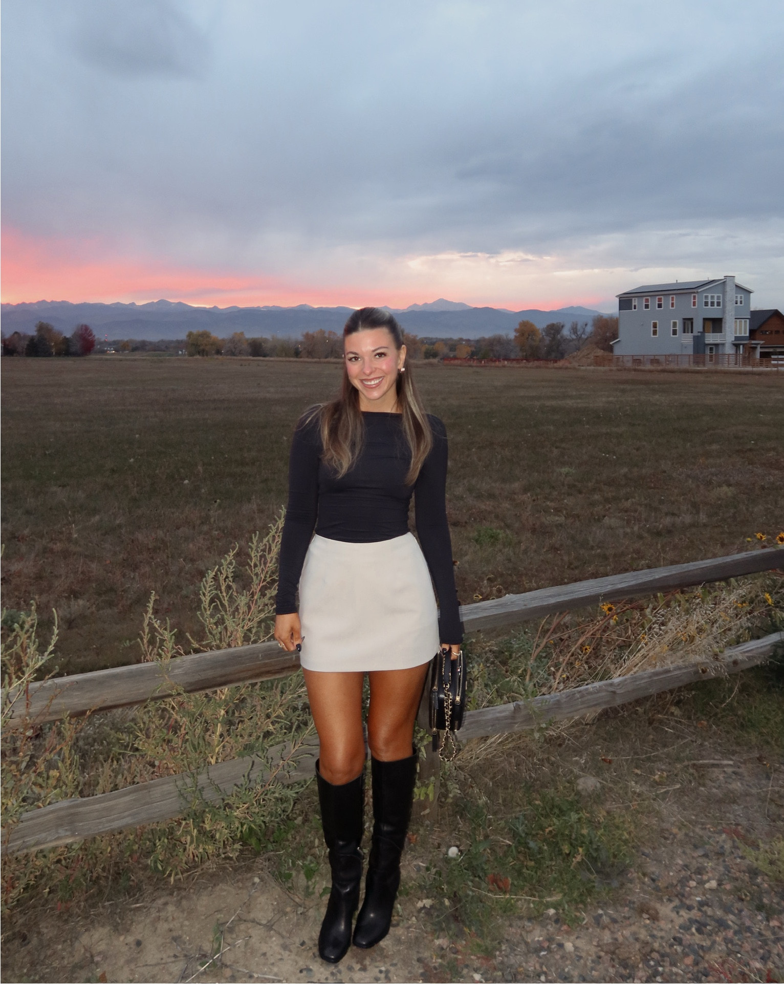 Fall transitional everyday to date night look black long sleeve top with tan skort and boots

Wearing my usual smalls

Glow color: can’t handle the heat

Date night
Fall outfit
Tan skort
Fitted long sleeve top
Black boots
Beauty favorites
Body shimmer
Skin firm cream
Perfume 

#LTKBeauty #LTKSeasonal #LTKFindsUnder100