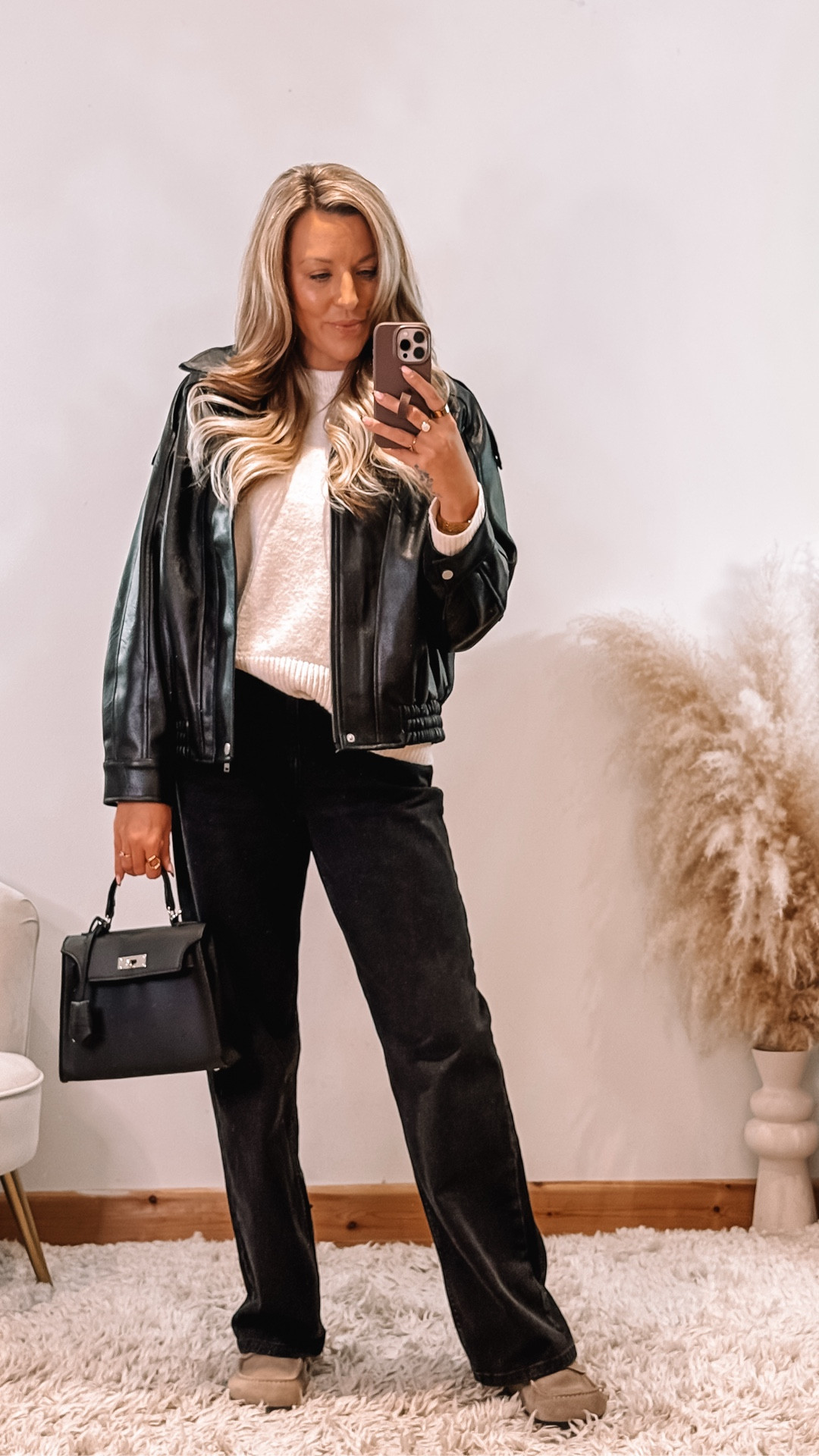 Build an outfit with me for a day of errands 💁🏼‍♀️

Running around means comfort and casual style, how do you think I did? Would you wear this for a day of jobs? 



#LTKwinter #LTKautumn #LTKuk