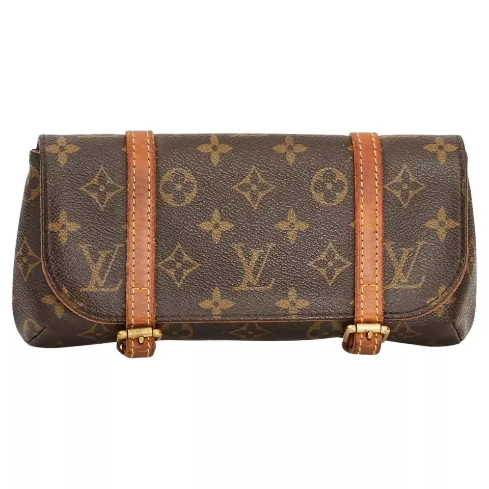 Louis Vuitton Maxi Bumbag - 2 For Sale on 1stDibs