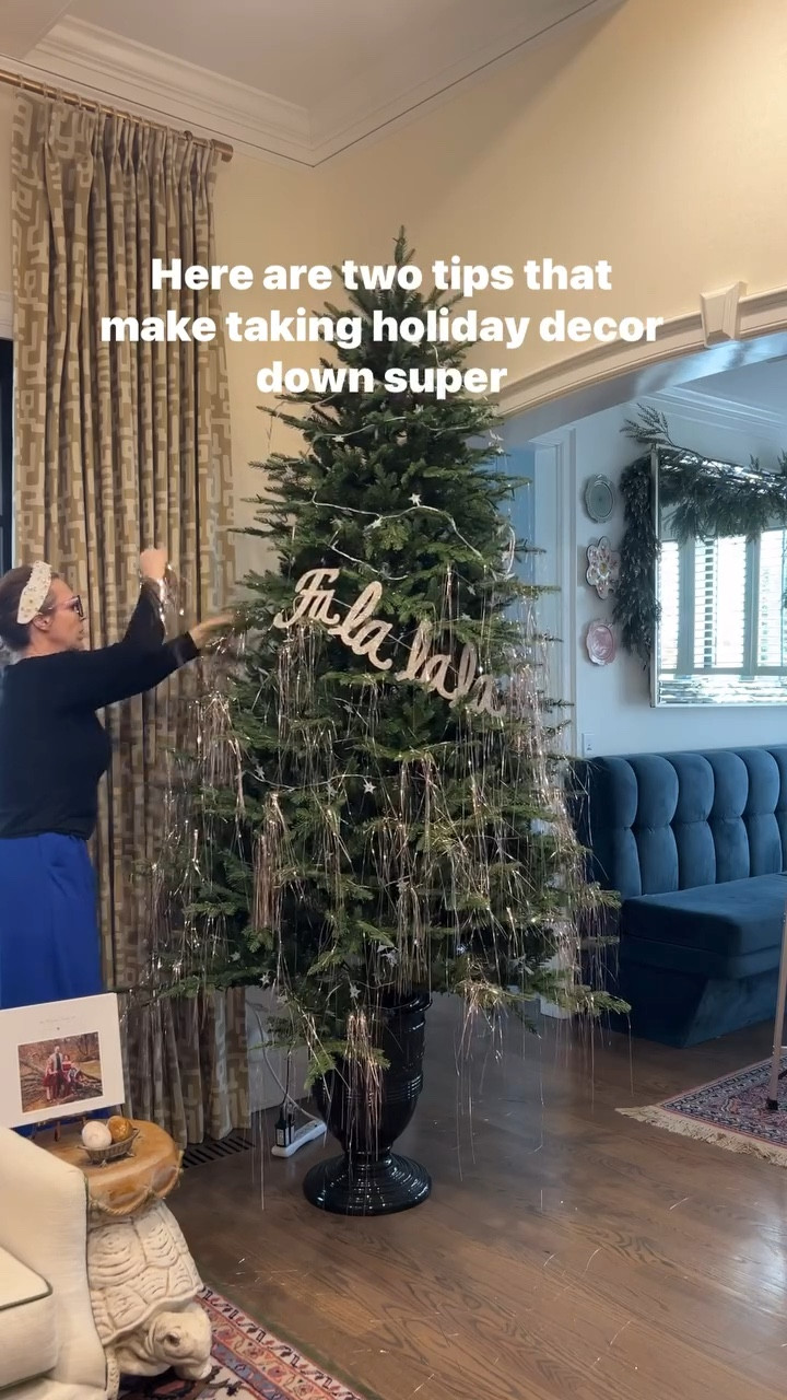As much as I love my holiday decor, I love the feeling of a clean house when I take it down. I received lots of questions from people about two specific parts of my decor this year so I thought I would share my tips for them since the tip relates as much to putting it up as it does to taking it down.

The first is tinsel. Tinsel can seem daunting and messy but it really is so quick to put up and take down. I like thick tinsel on my tree so I put it up in clumps. Then, when it is time to take it down. I take it down the exact same way:  by pulling it off in clumps. It took me 5 minutes to remove all of the tinsel on my tree. Of course, there are usually a few stragglers that separate from the clumps but they are easy to grab and remove.

The second question I am asked is about garland and how I layer it on my mantel. My mantel is tricky since it is all marble and there are limited things I can attach to it. I use Command cord bundlers and they easily stick to the marble without damaging it but still have the strong hold I need. The strap stretches a bit to accommodate various thicknesses of garland. I buy them in packs of 6 and usually use all six! This allows my garland to go up and down super easy!

I like to stock up on tinsel and cord bundlers at the end of the holiday season when it is on sale so I am ready for next year. If I don’t find them on sale, I buy them really early (August) because they tend to sell out and they are two holiday staples I always need.

Save these tips for next year! Have you already taken your holiday decor down?
•
•
•
#housebeautiful #southernliving #myhousebeautiful #traditionalwithatwist #southernhome #traditionalhome #sodomino #southernhomemag #betterhomesandgardens #dominomag #bhgstylemaker #mytradhome #moderntraditional #southerncharm #southernstyle #interiorstylingideas #classicdecor #hgtvmagazine #hgtvhome #ighomes #interiordecoratingideas #stylishhomevibes #graciouslivingstyle #colormakesmehappy #bhgcolor #boldcolor #colorfuldecor #colorfulchristmas #holidaydecorating #homehacks