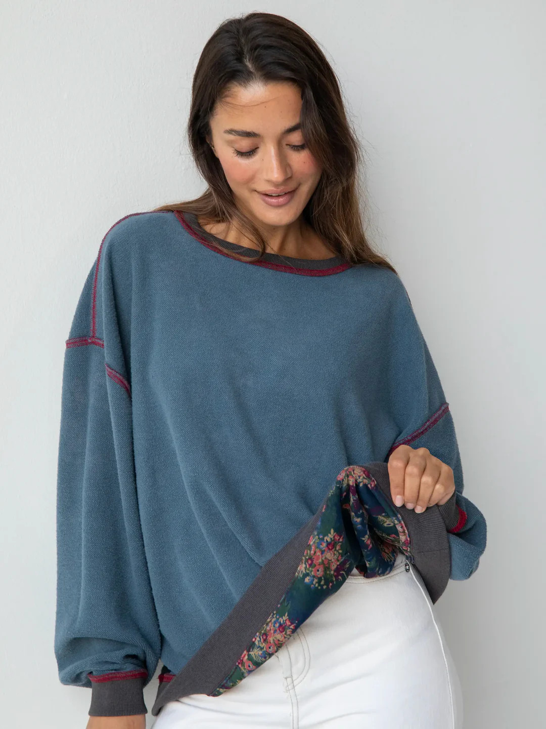 2-in-1 Oversized Sweatshirt - Navy Red Feathers | Natural Life