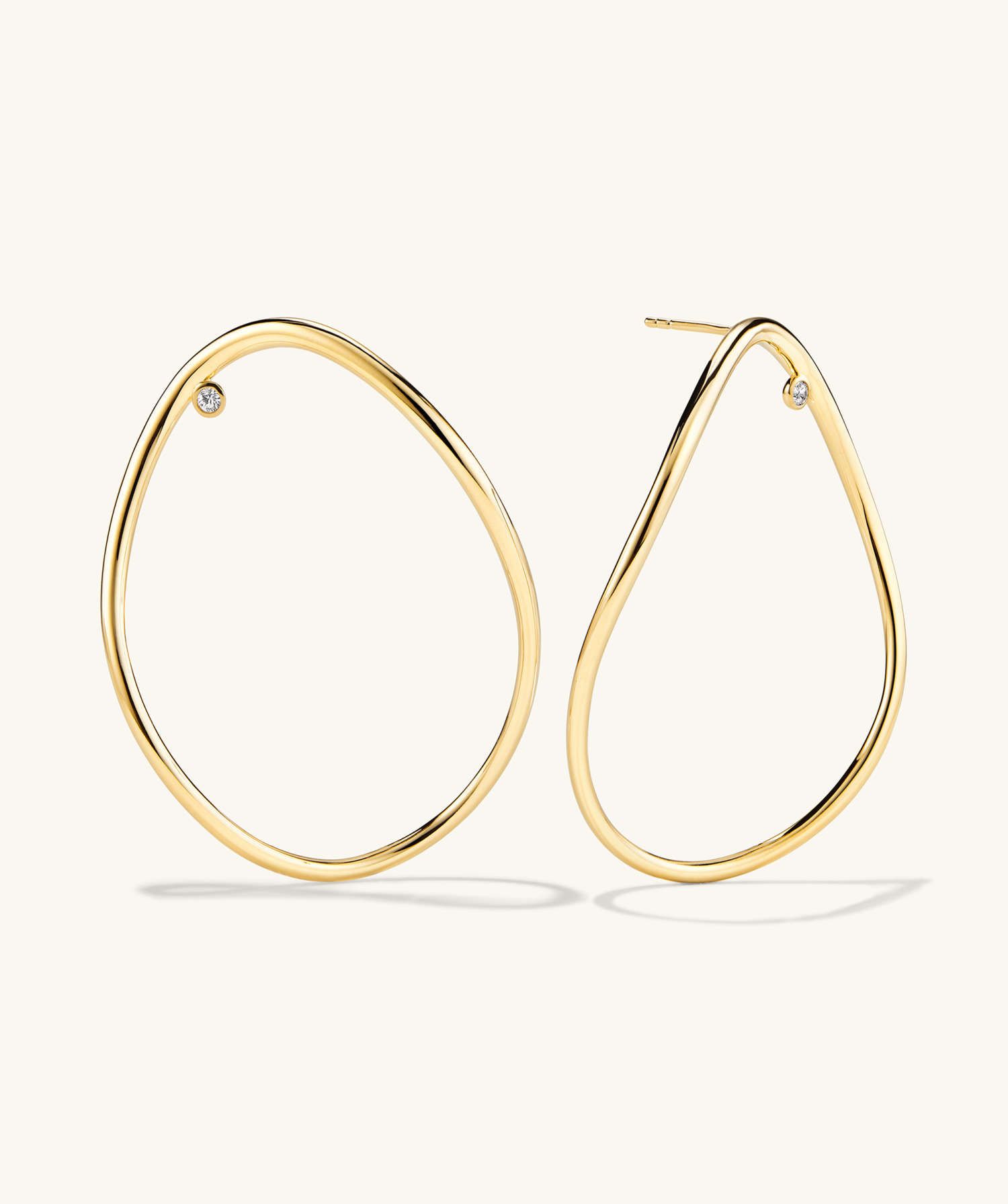 Figure Oversized Hoops | Mejuri (Global)