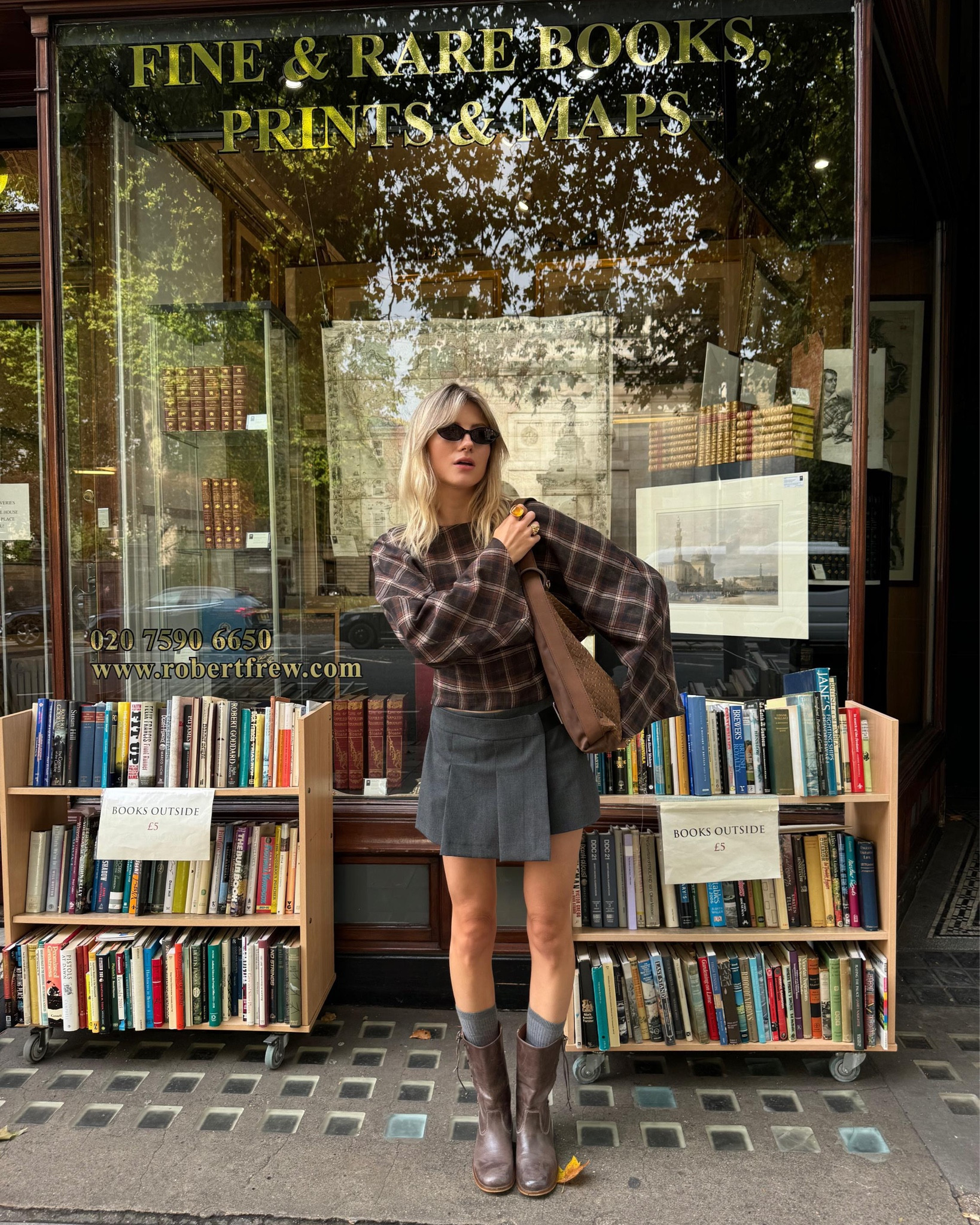 Zara check top, Dico Copenhagen boots 🤎

Autumn outfit, winter outfit, city break, leather boots, mini skirt, pleated skirt

#LTKwinter #LTKautumn #LTKuk