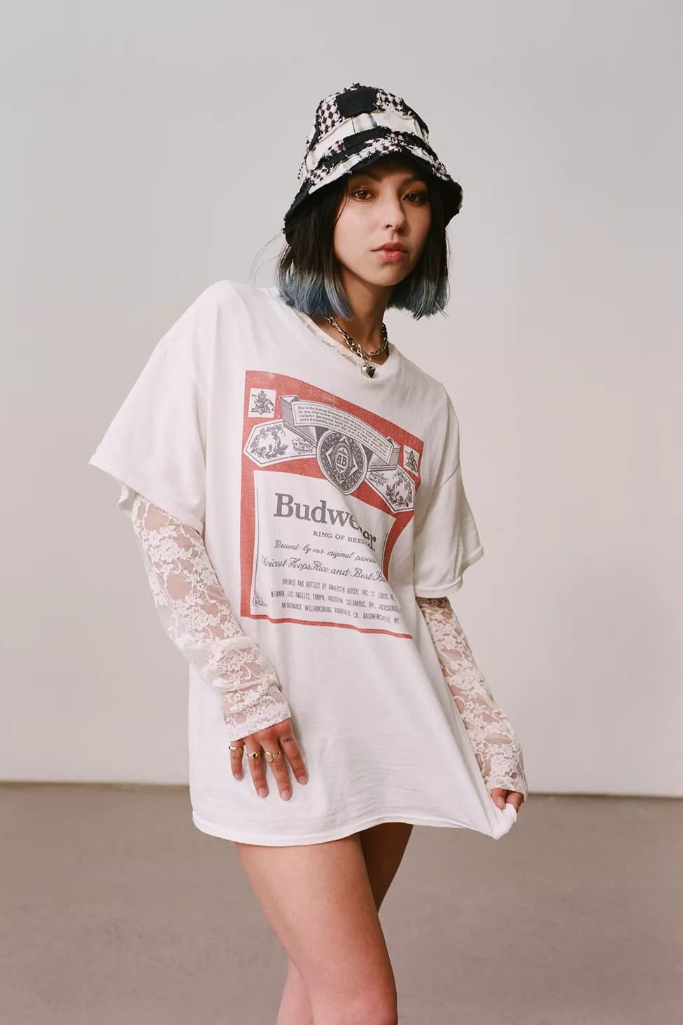 Junk Food Budweiser Classic Tee | Urban Outfitters (US and RoW)