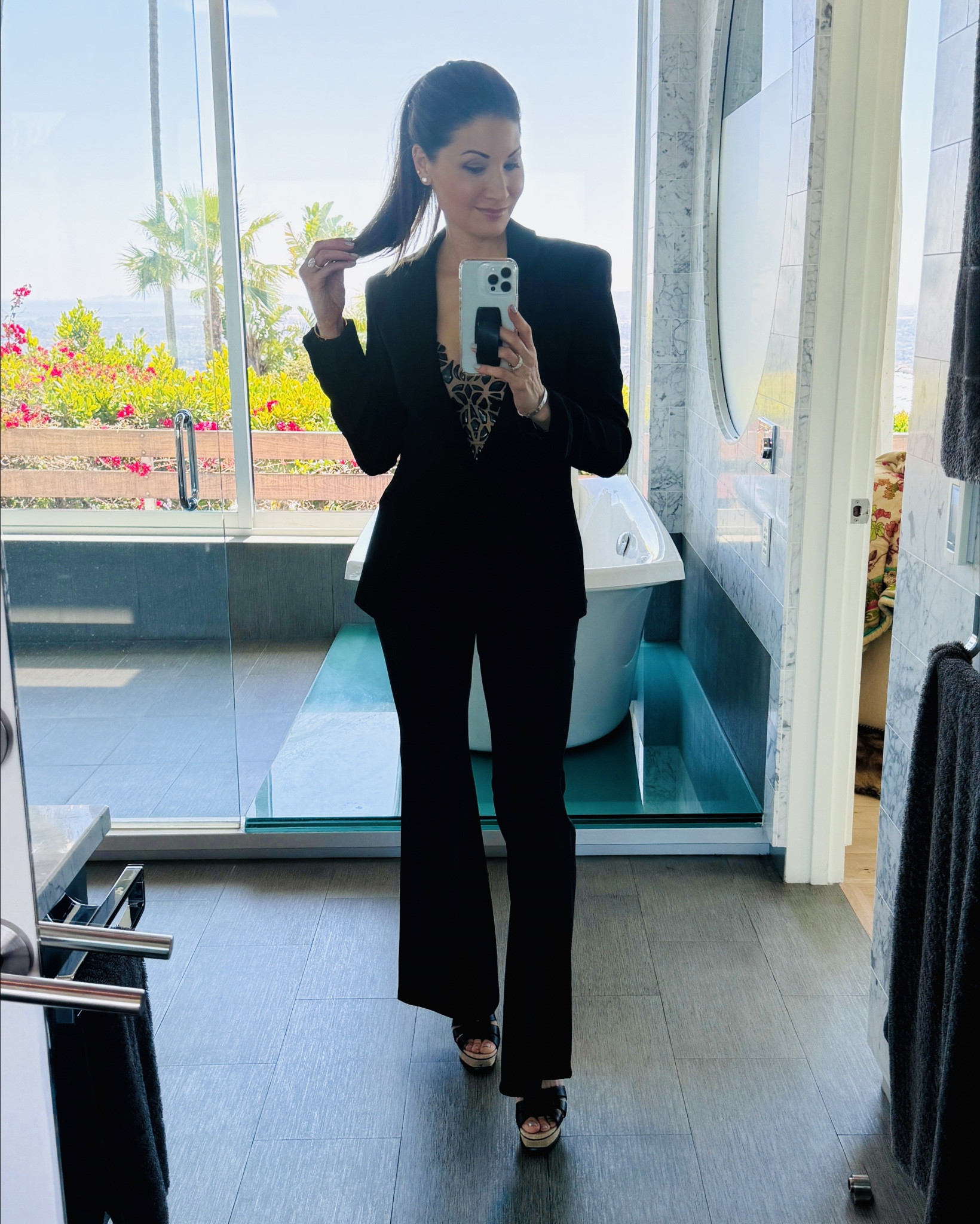 THE black blazer every woman needs in her wardrobe. 

Wardrobe Staple 

#LTKstyletip