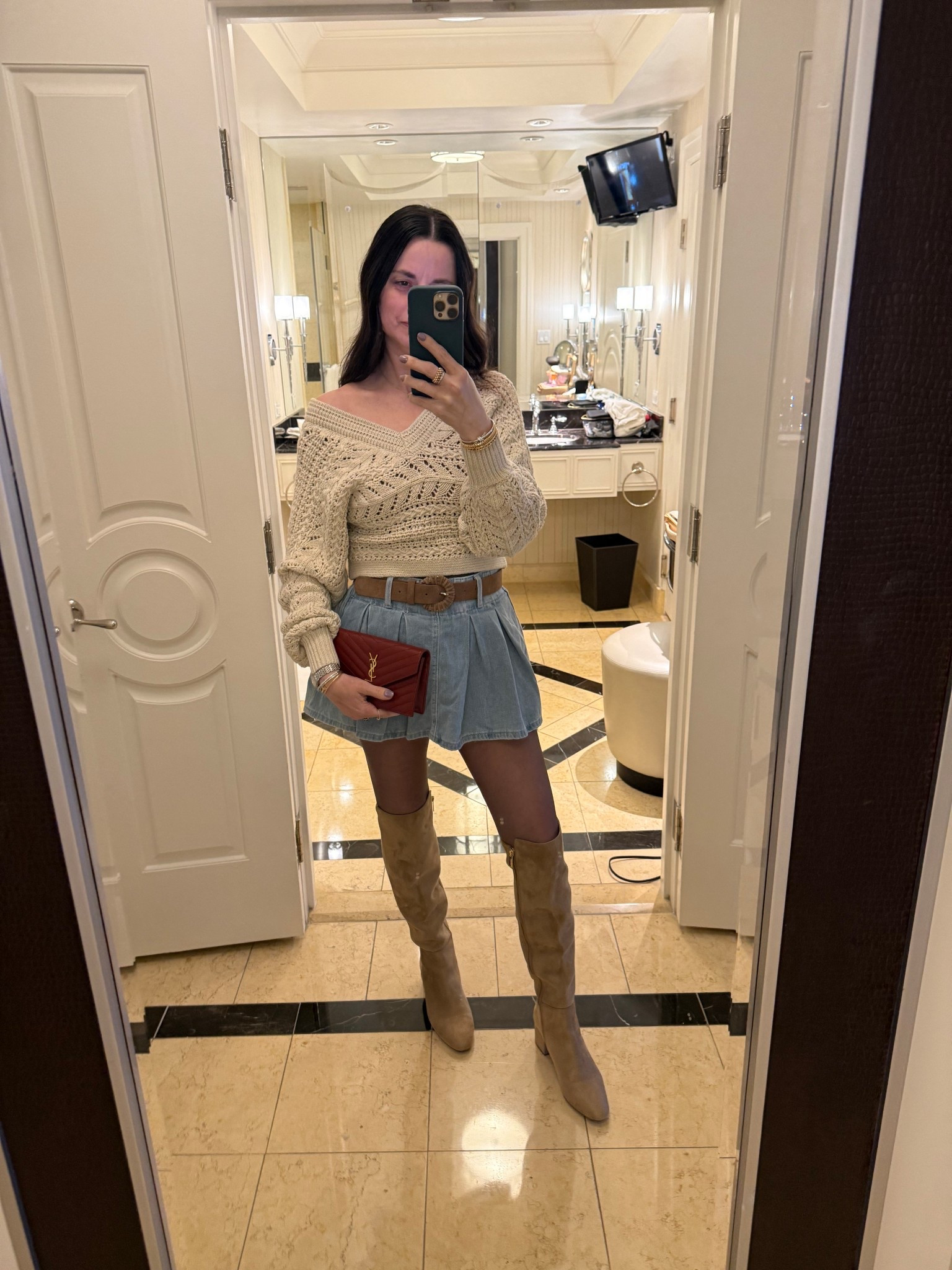 This outfit is perfect date night or holiday get together ❤️

#LTKSeasonal #LTKHoliday #LTKParties