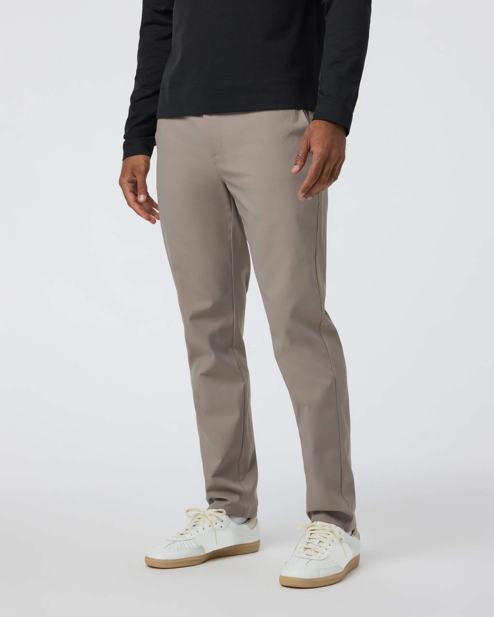 Cascade Tech Chino Pant | Men's Mocha Chinos | Vuori | Vuori Clothing (US & Canada)