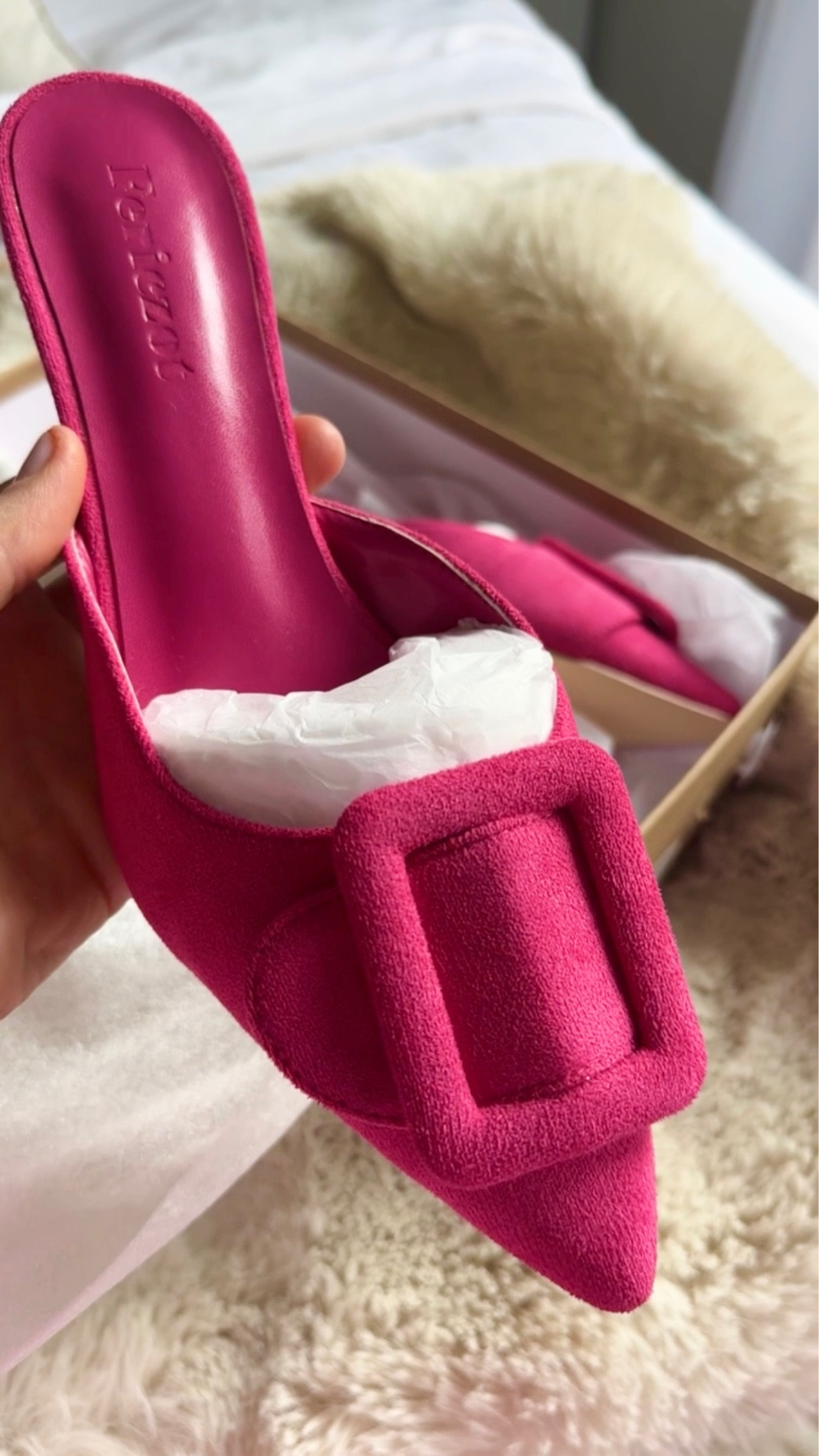 Kitten Heel Pointed Toe Pumps under &200

#LTKfindsunder100 #LTKshoecrush #LTKSeasonal